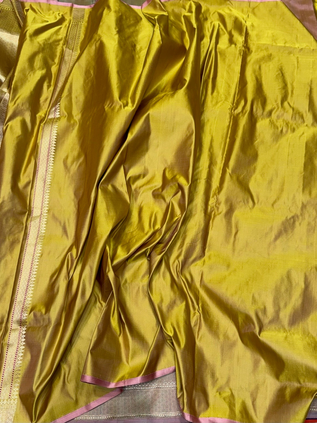 Mehndi Yellow Handwoven Pure Banarasi Satin Tanchoi Silk Saree – Kadwa Weave | Authentic Banaras Handloom