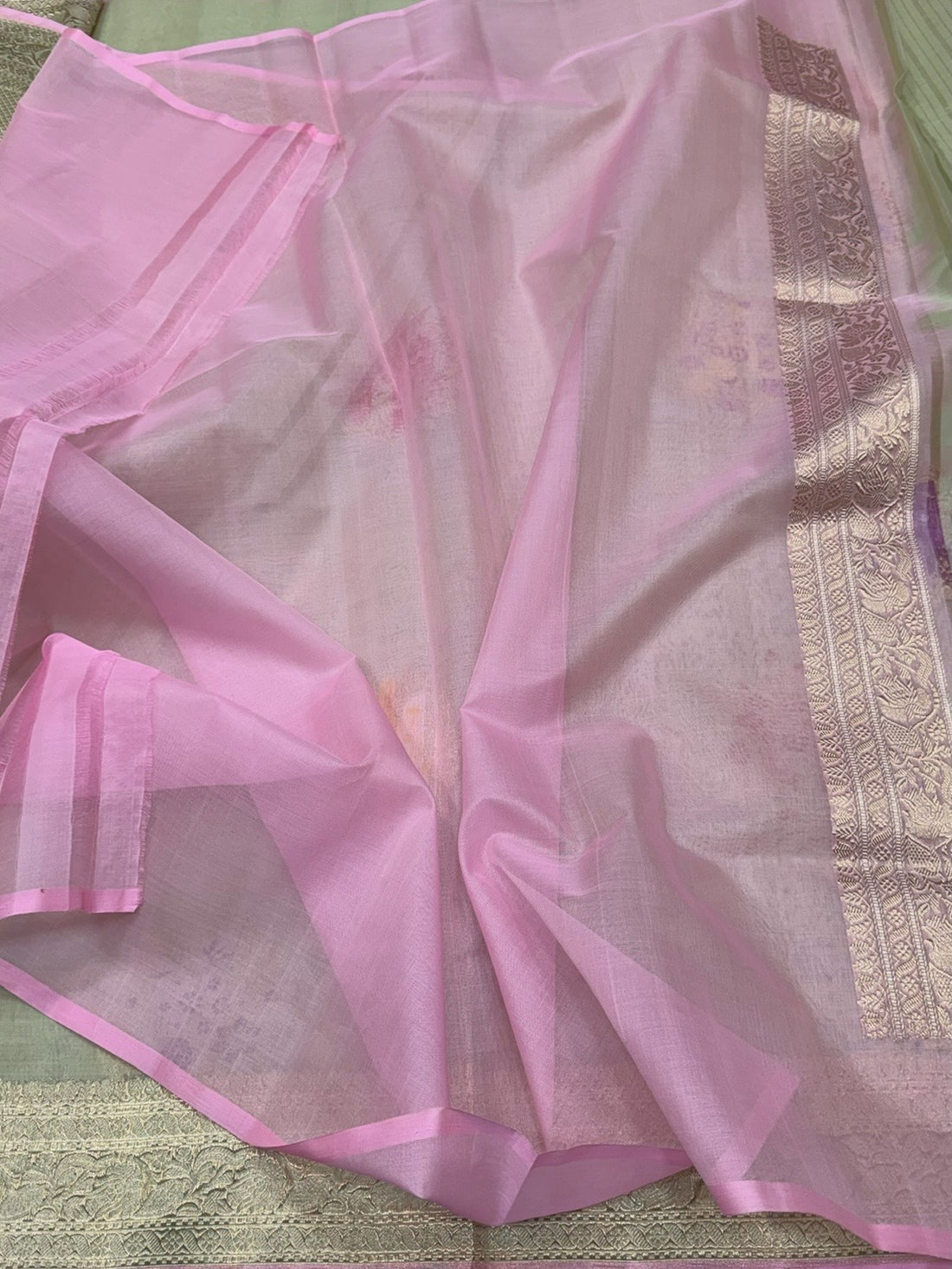 Pista Handwoven Banarasi Pure Organza Silk Saree