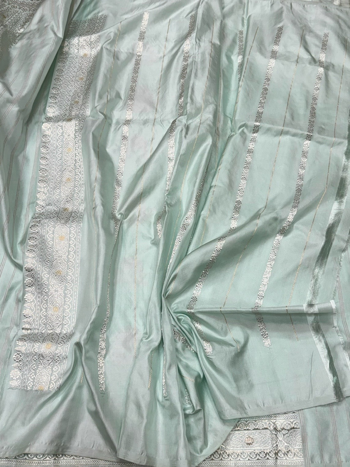 Powder Blue Handwoven Pure Banarasi Ektara Silk Saree | Kadwa Weave | Pure Mulberry Ektara Silk | Handloom Banarasi Saree