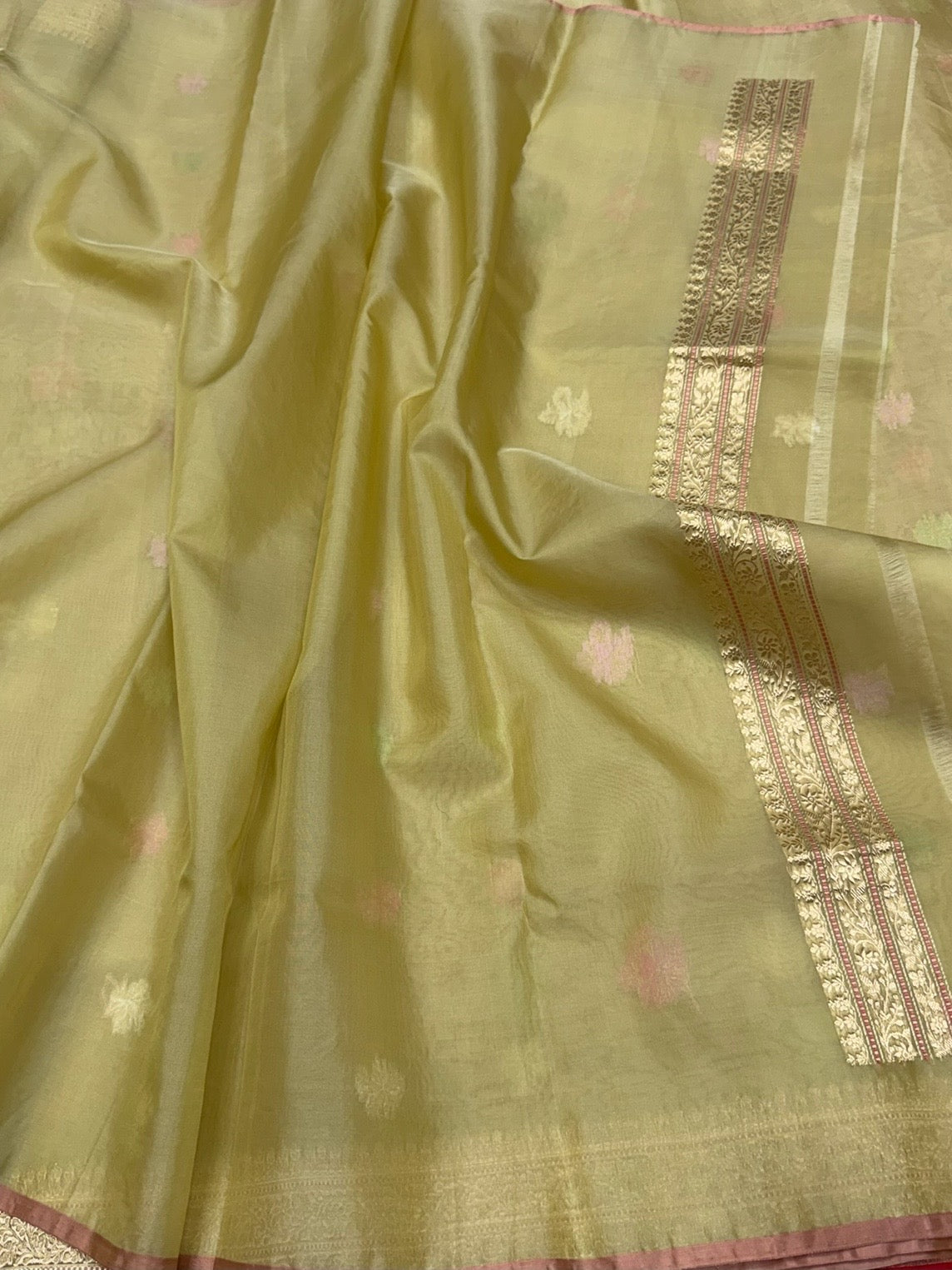 Pista Green Handwoven Pure Organza Silk Saree