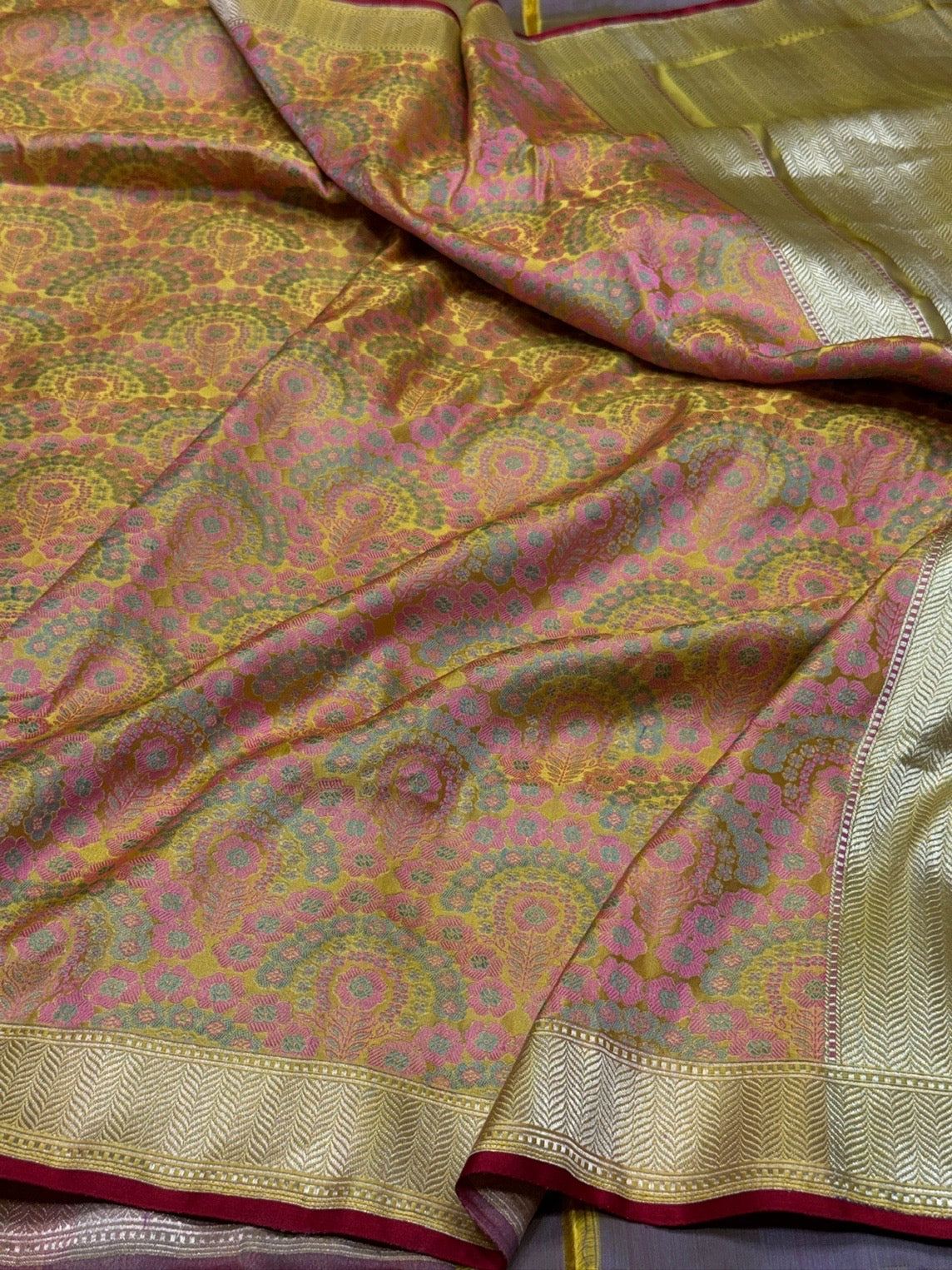 Lemon Yellow Handwoven Pure Banarasi Satin Silk Saree