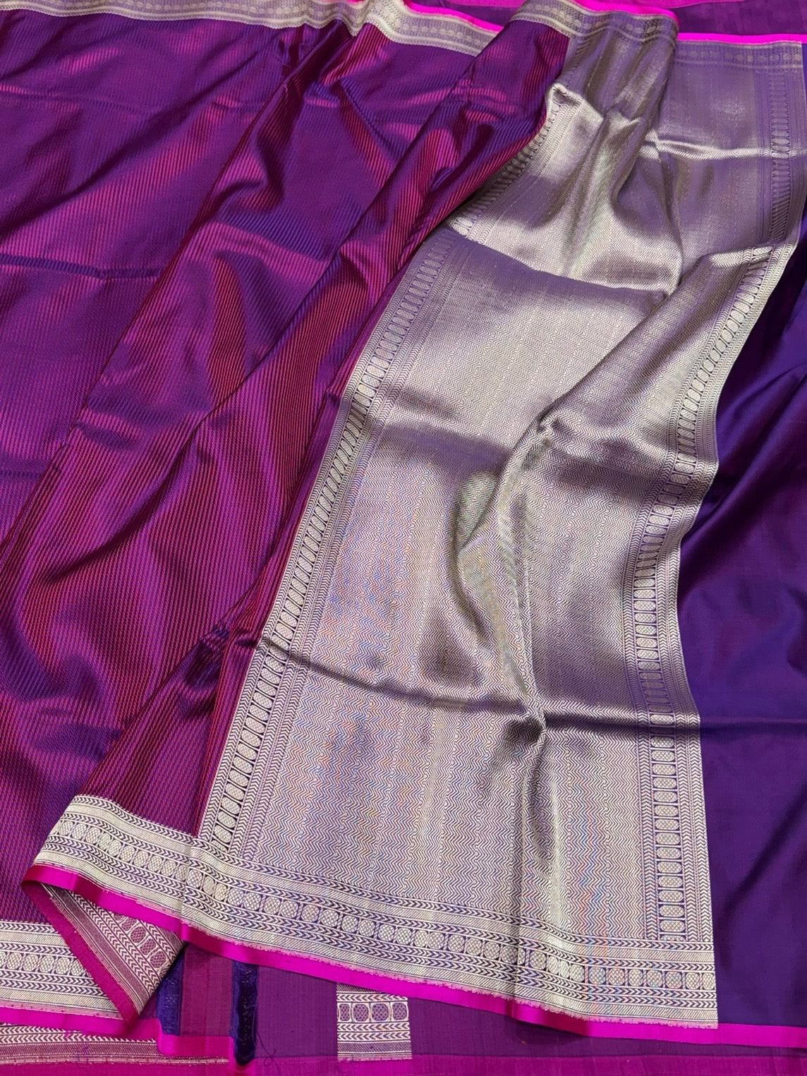 Purple Handwoven Pure Banarasi Satin Tanchoi Silk Saree – Kadwa Weave | Authentic Banaras Handloom