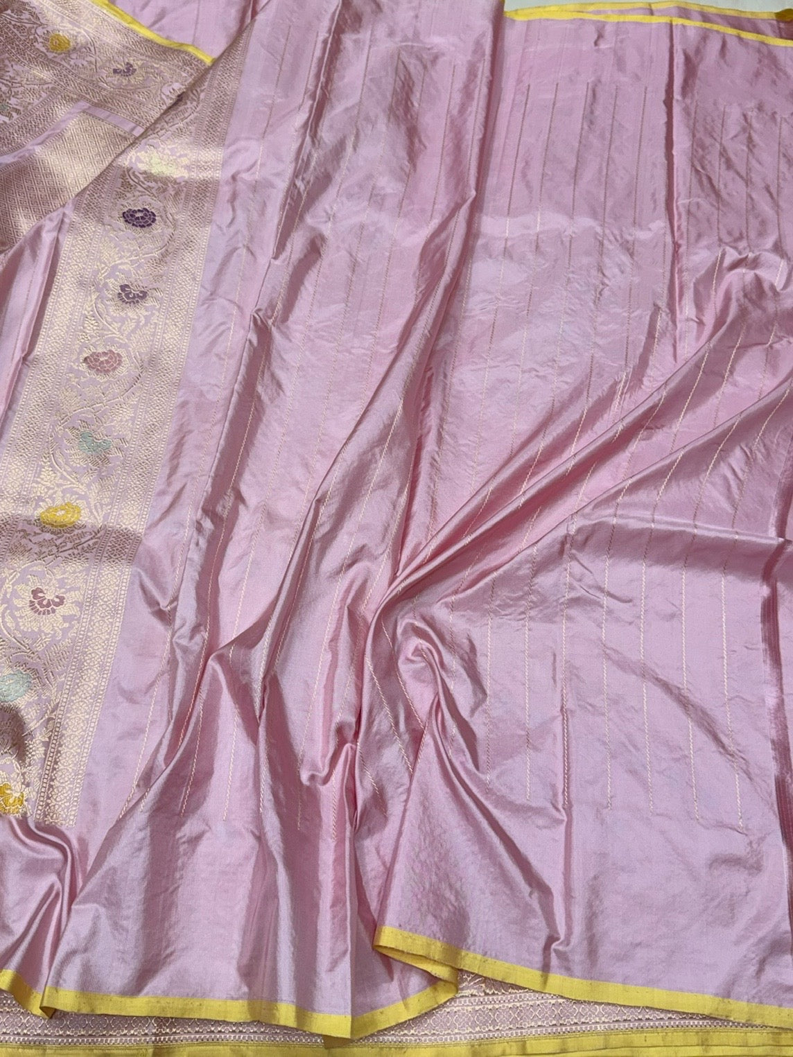 Lilac Handwoven Pure Banarasi Silk Saree – Kadwa Weave | Authentic Katan Mulberry Silk