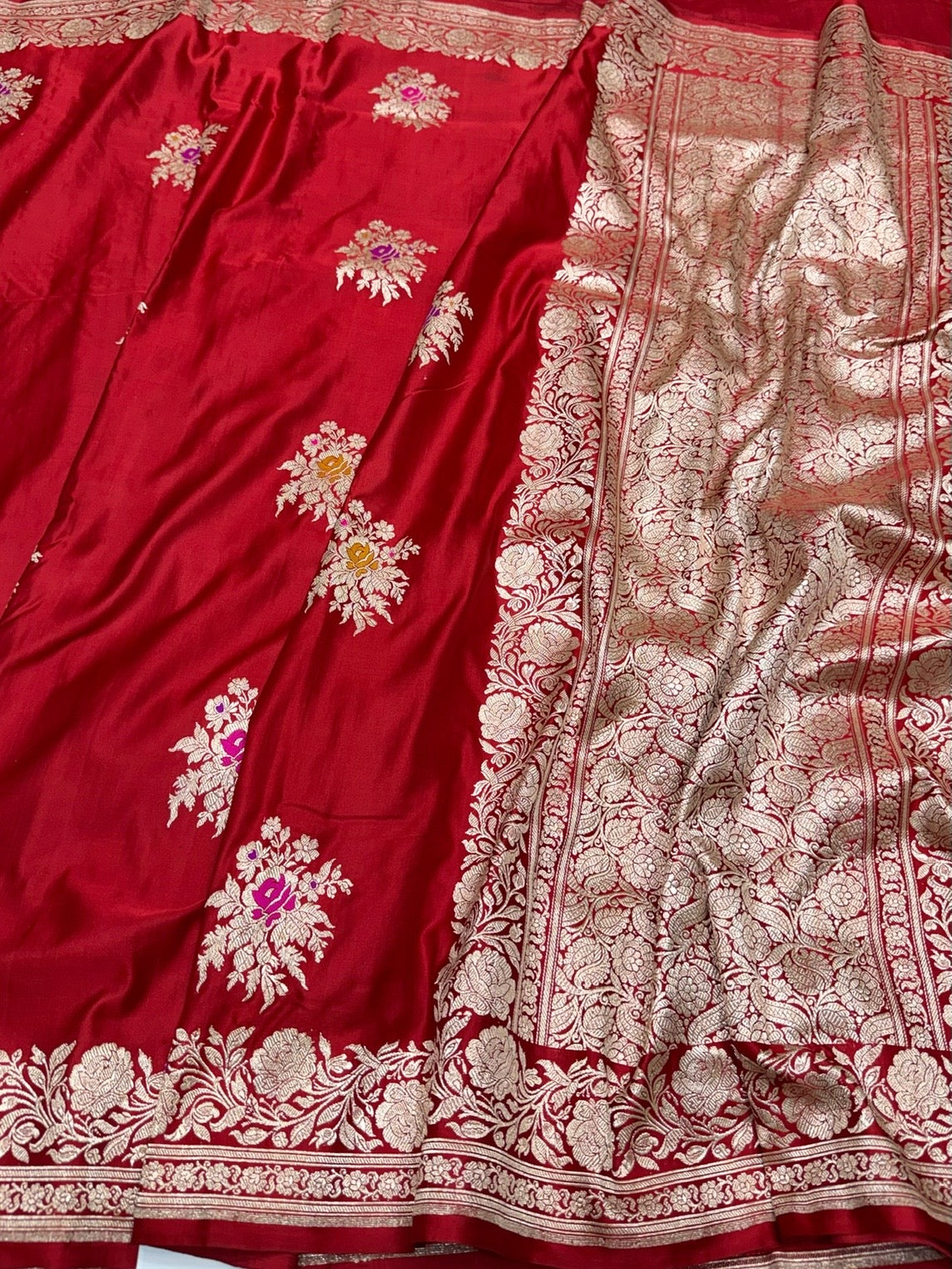 Red Handwoven Vintage Pure Banarasi Satin Silk Saree