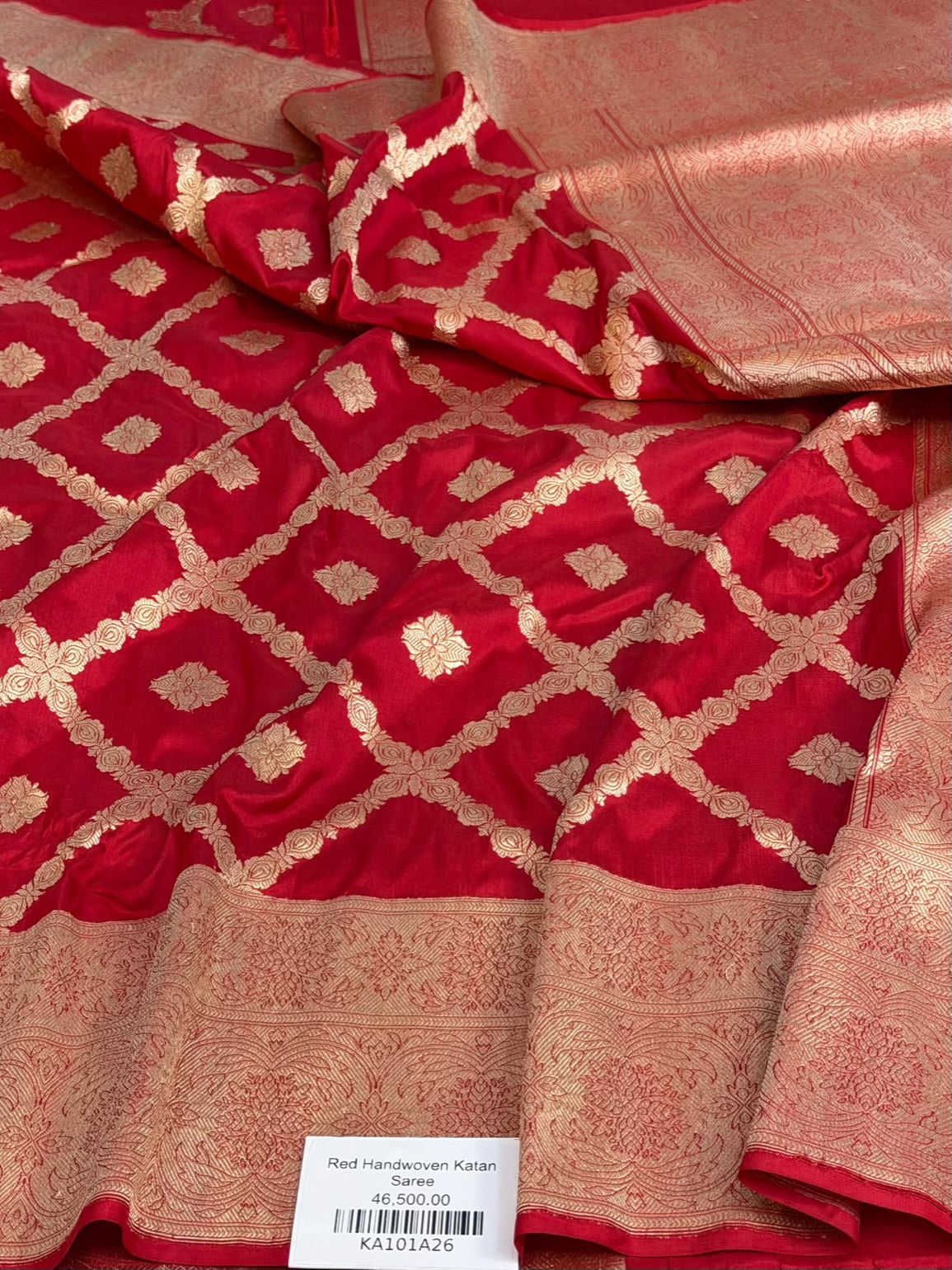 Red Handwoven Banarasi Pure Katan Silk Saree