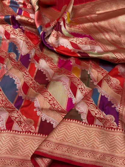 Red Handwoven Pure Banarasi Rangkaat Silk Saree