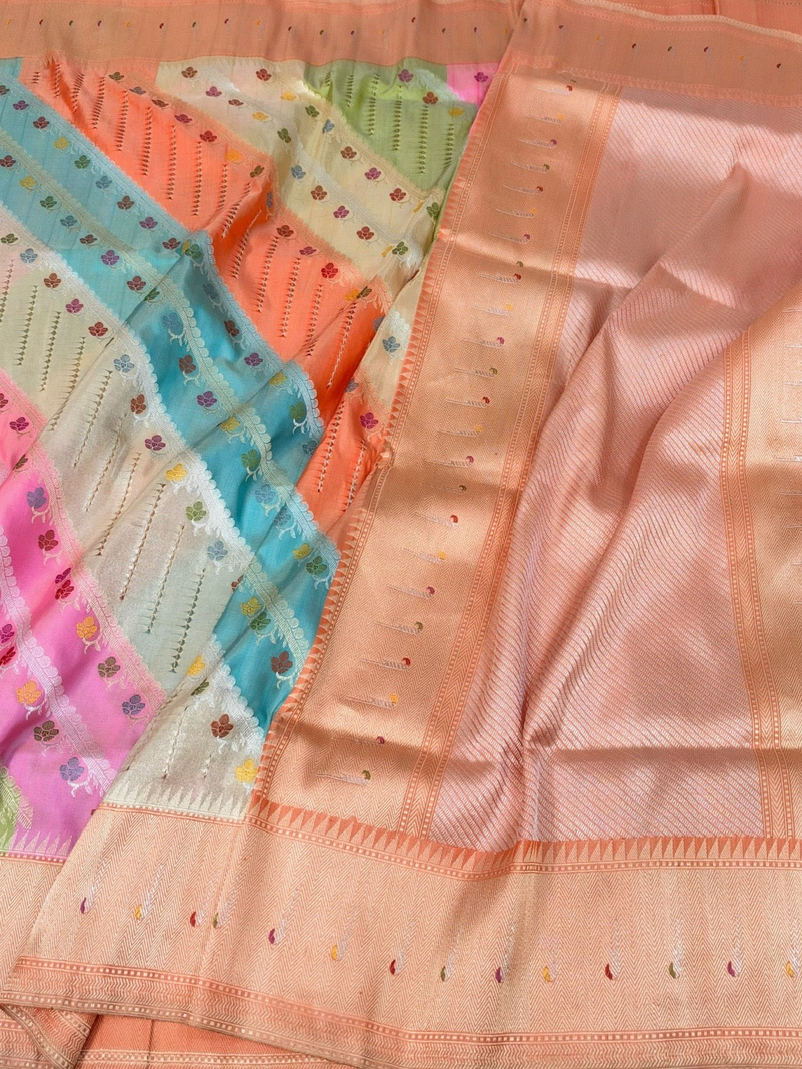 Peach Handwoven Pure Banarasi Rangkaat Silk Saree