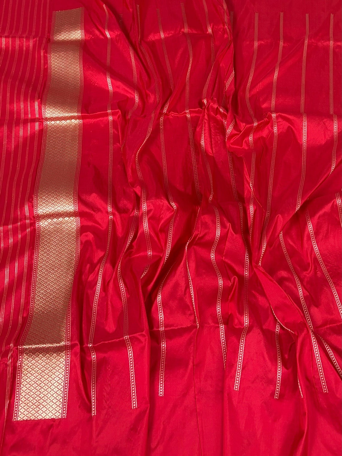 Red Handwoven Pure Banarasi Silk Saree