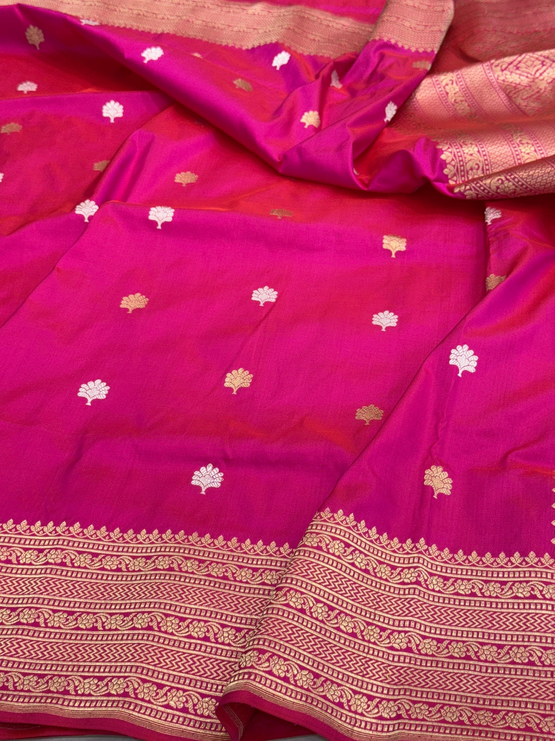 Rani Pink Handwoven Pure Banarasi Silk Saree