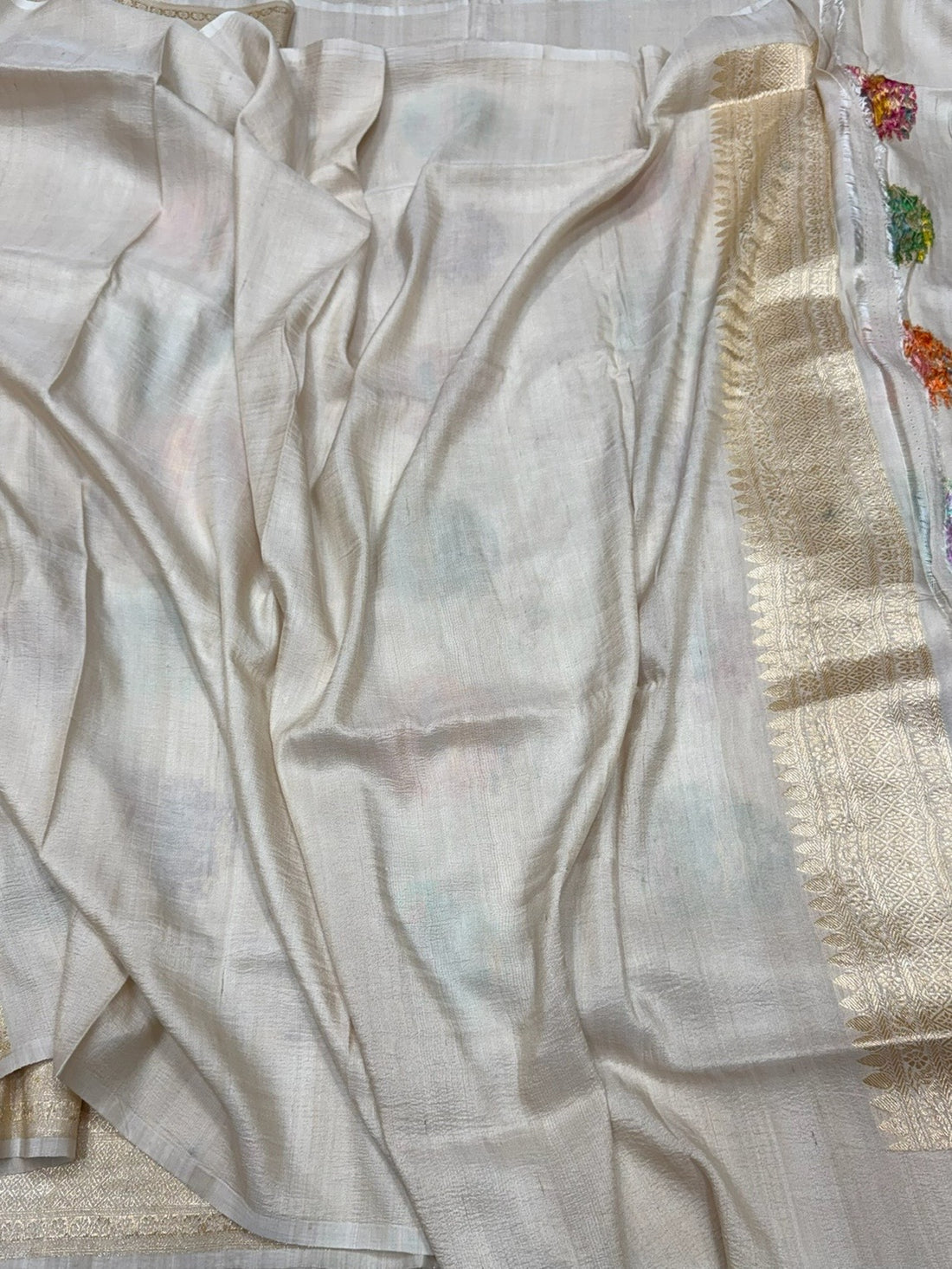 Ivory Handwoven Pure Tussar Georgette Saree
