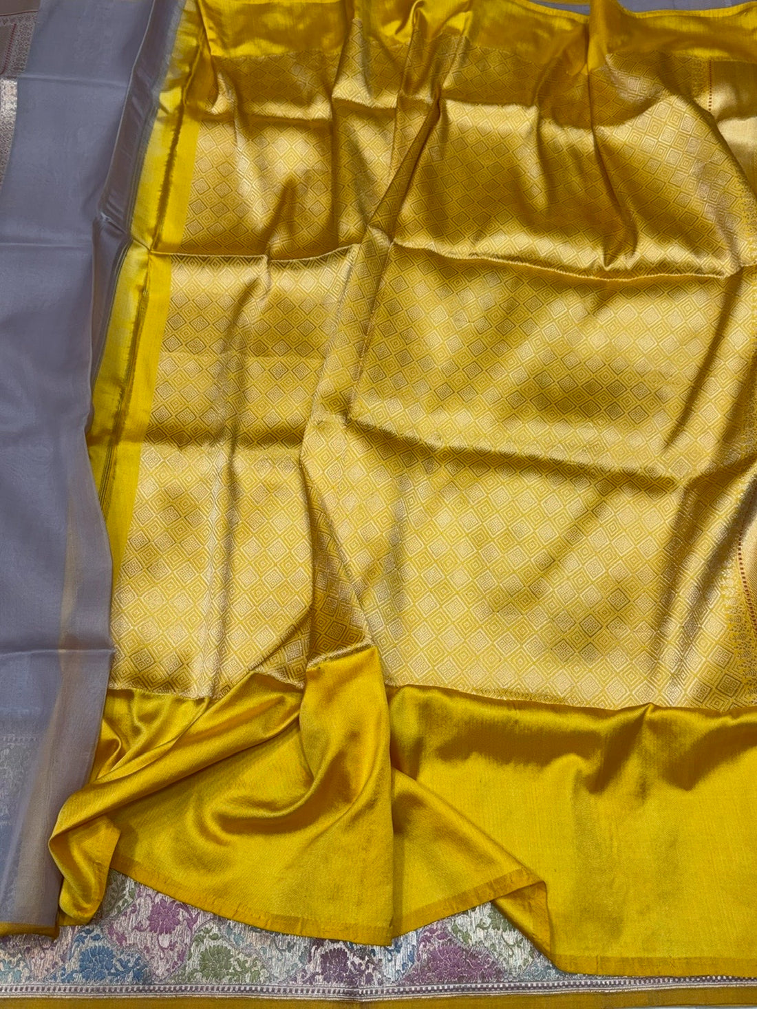 Mauve Handwoven Pure Organza Silk Saree | 100% Pure Kora-Mulberry Silk in Kadwa Weave