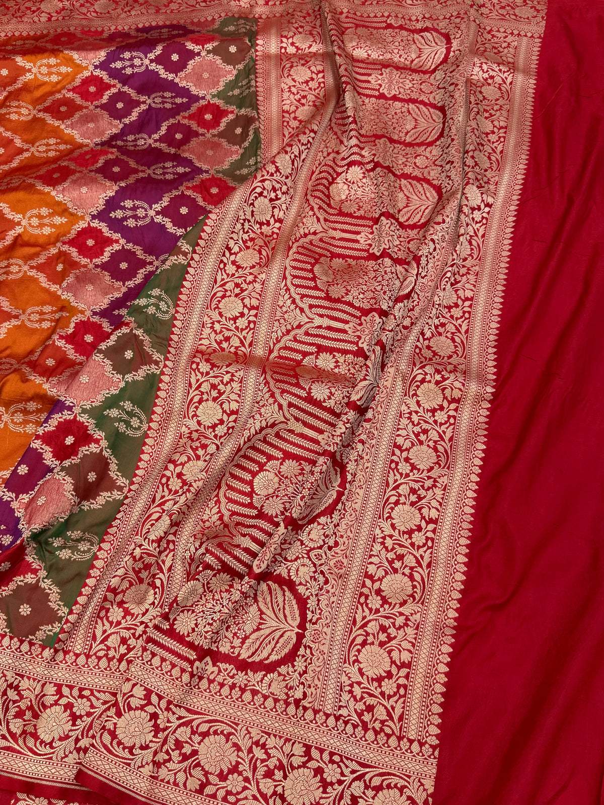 Red Rangkaat Banarasi Pure Katan Silk Saree