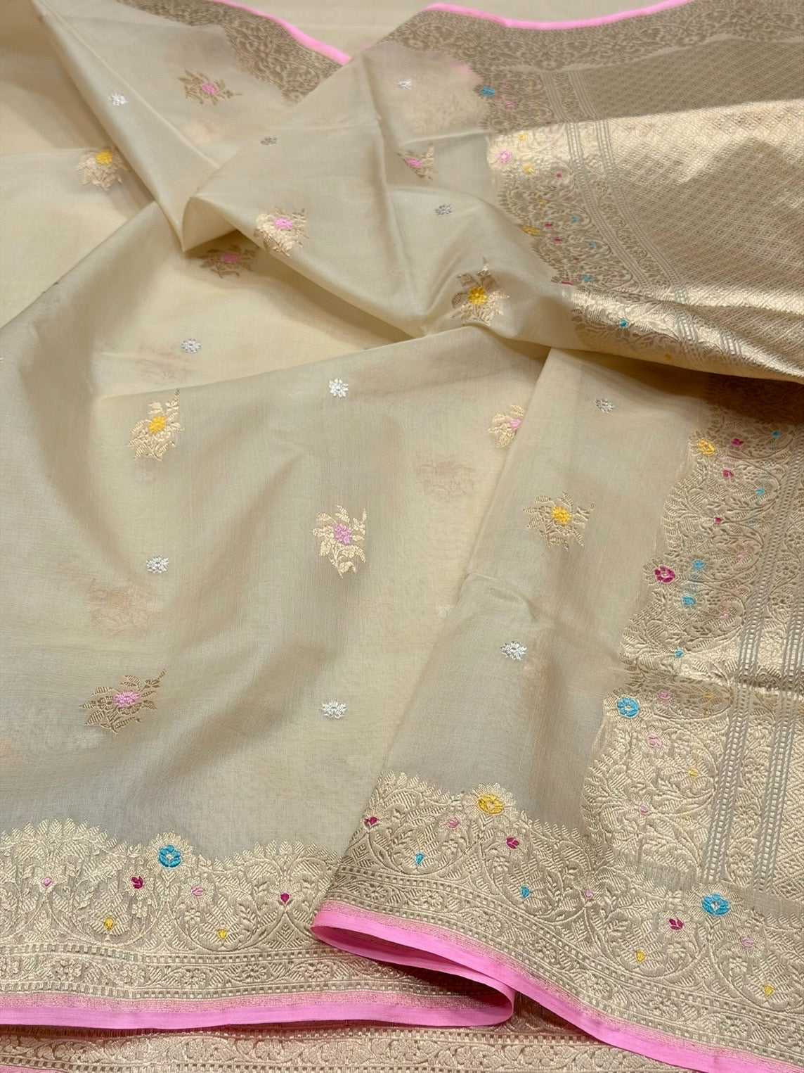 Ivory Handwoven Pure Banarasi Organza Silk Saree