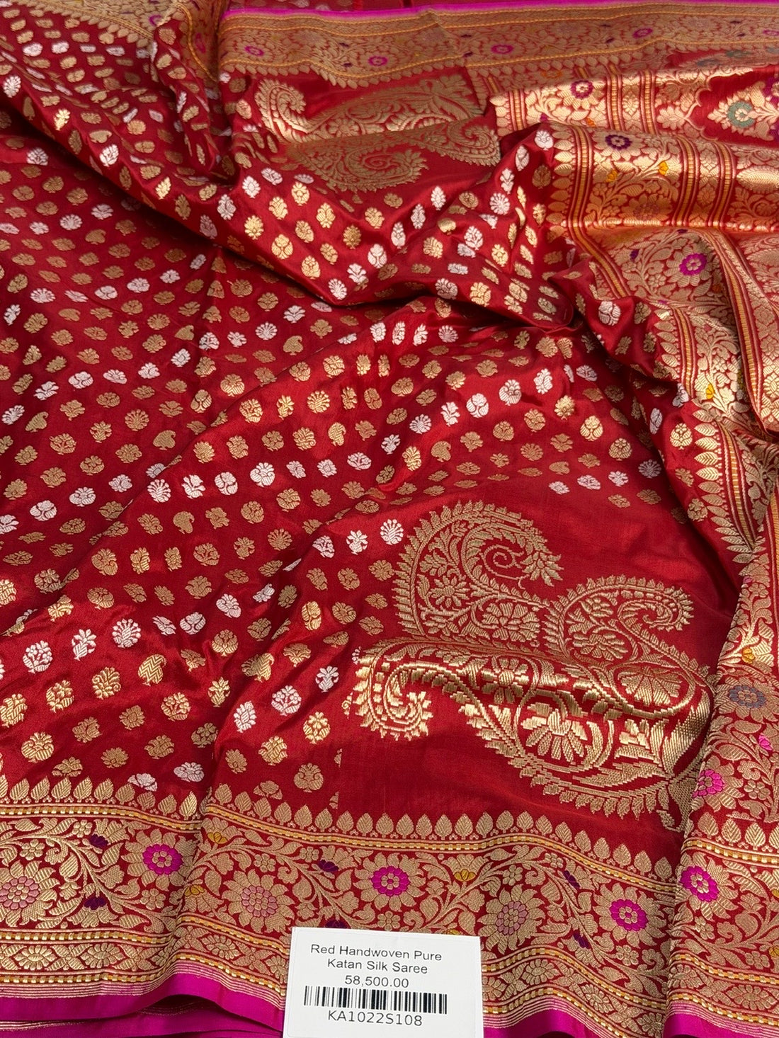 Red Handwoven Pure Banarasi Silk Saree in Kadwa Weave – 100% Katan Mulberry Silk