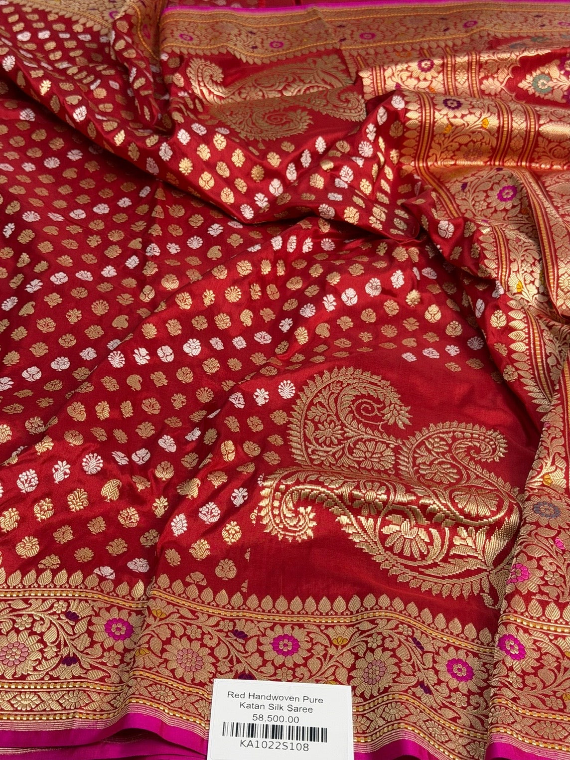 Red Handwoven Pure Banarasi Silk Saree in Kadwa Weave – 100% Katan Mulberry Silk