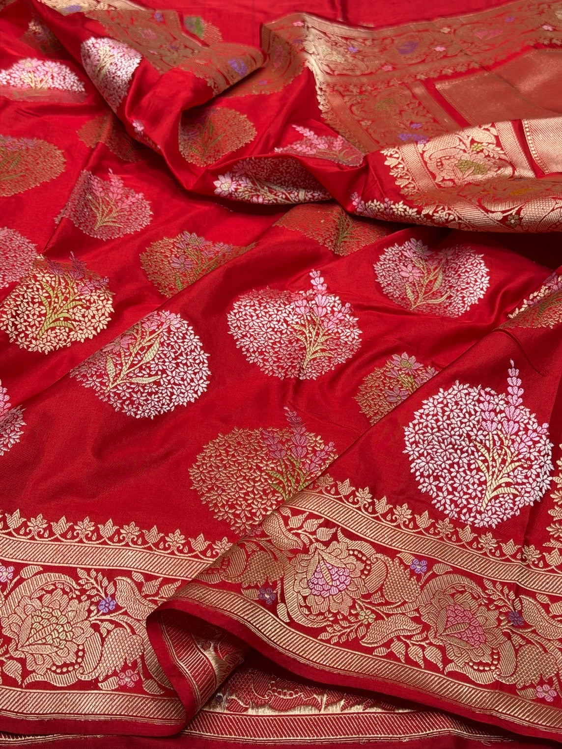 Red Handwoven Pure Banarasi Silk Saree in Kadwa Weave – Authentic Katan Mulberry Silk