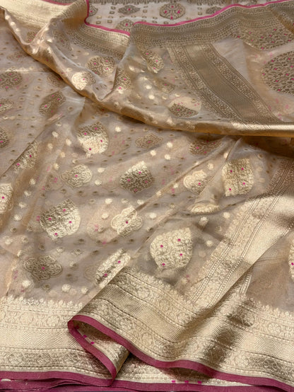 Champagne Gold Pure Banarasi Tissue Silk Saree | Pure Kora Tissue | Cutwork Technique | Lightweight Banarasi Saree