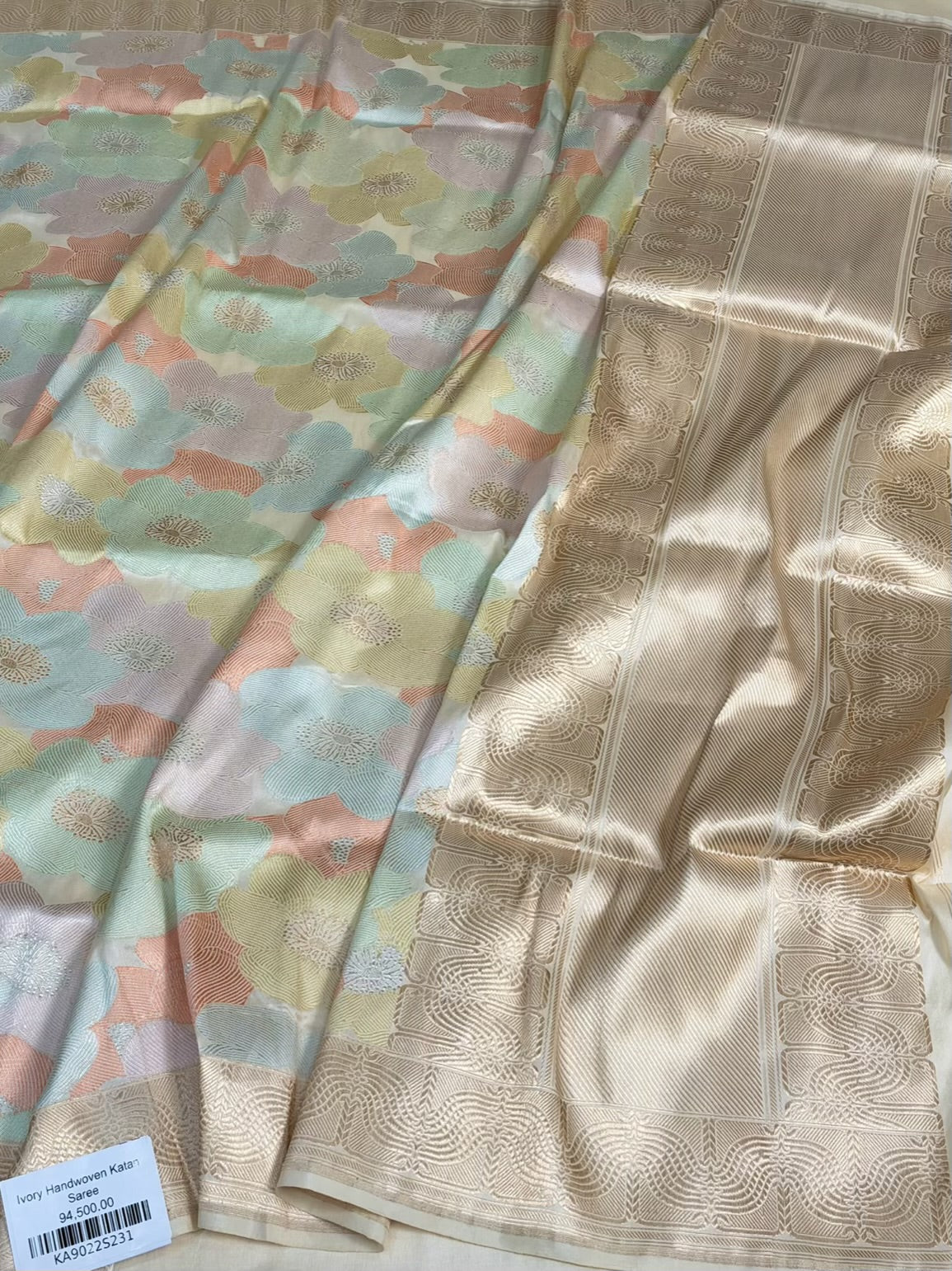 Ivory Handwoven Pure Banarasi Katan Silk Saree
