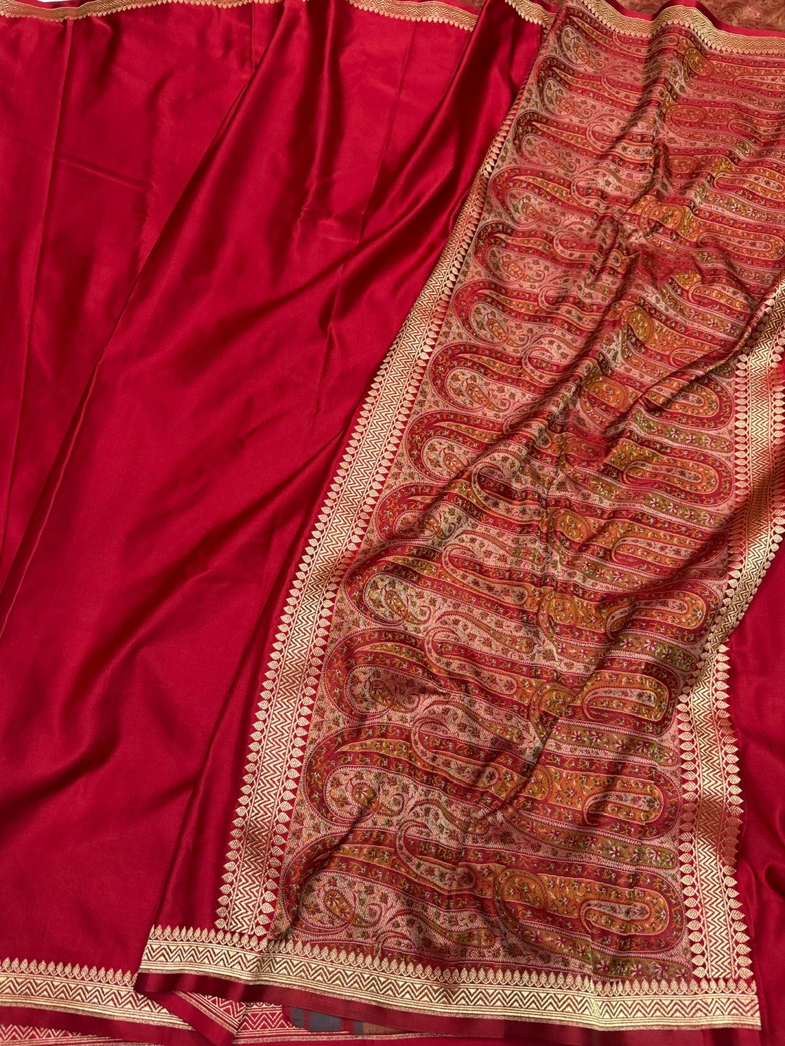 Red Jamawar Handwoven Pure Banarasi Satin Silk Saree
