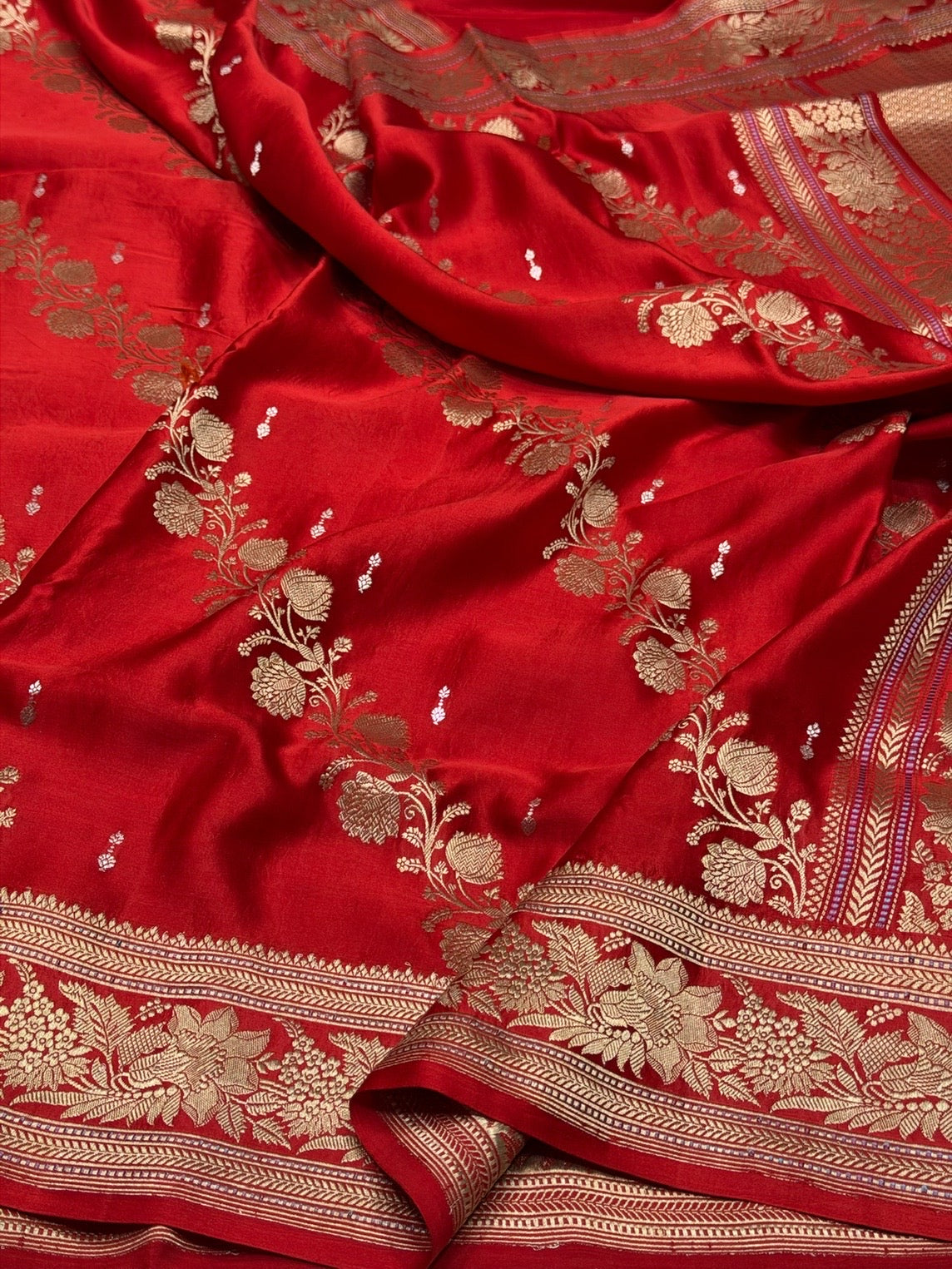 Brick Red Handwoven Pure Mashru Banarasi Satin Silk Saree – Kadwa Weave | Authentic Banaras Handloom