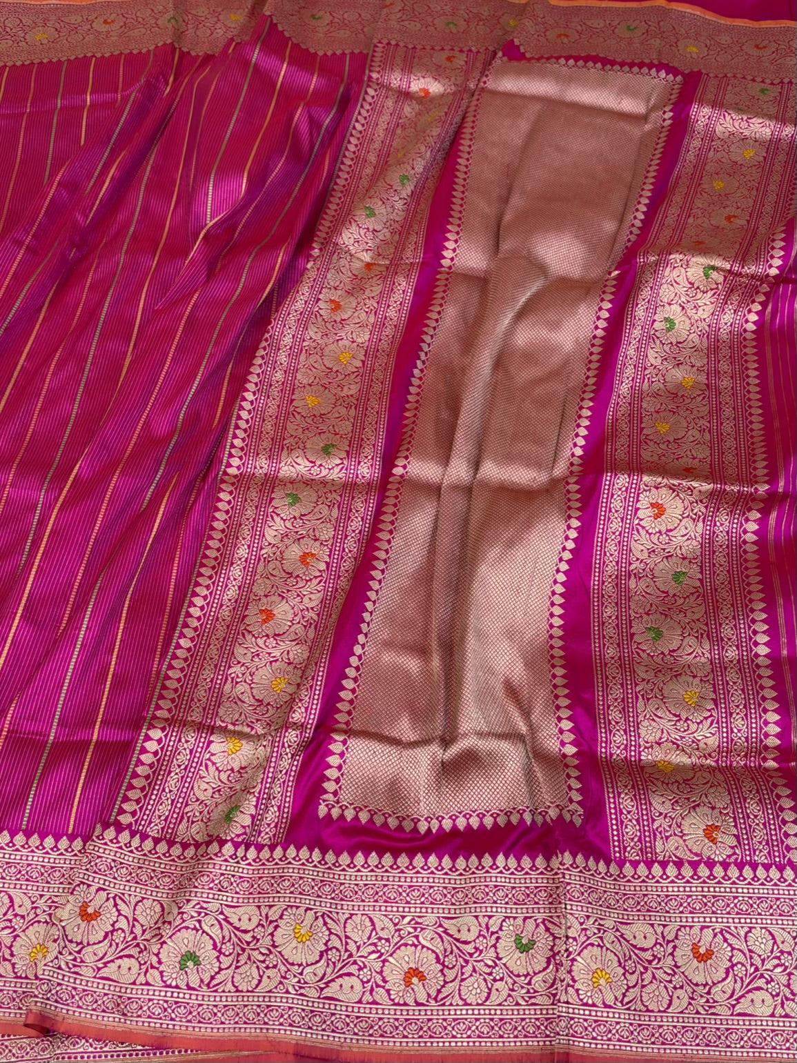 Rani Pink Handwoven Banarasi Pure Katan Silk Saree