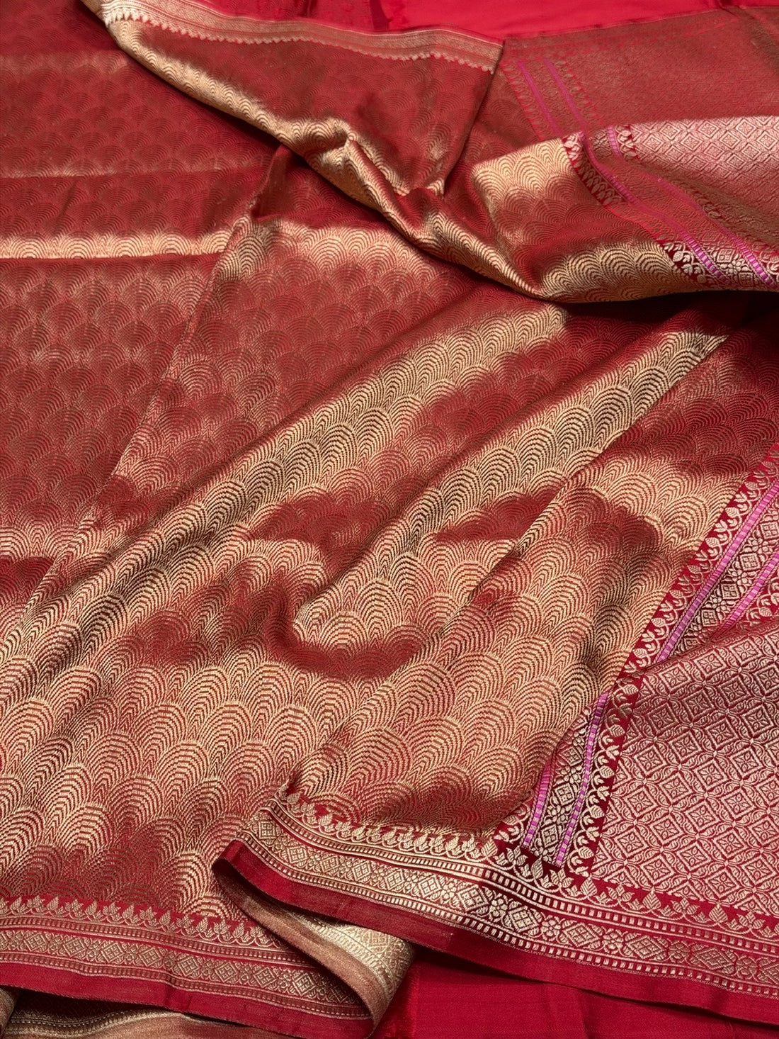 Red Handwoven Banarasi Satin Tanchoi Brocade Saree