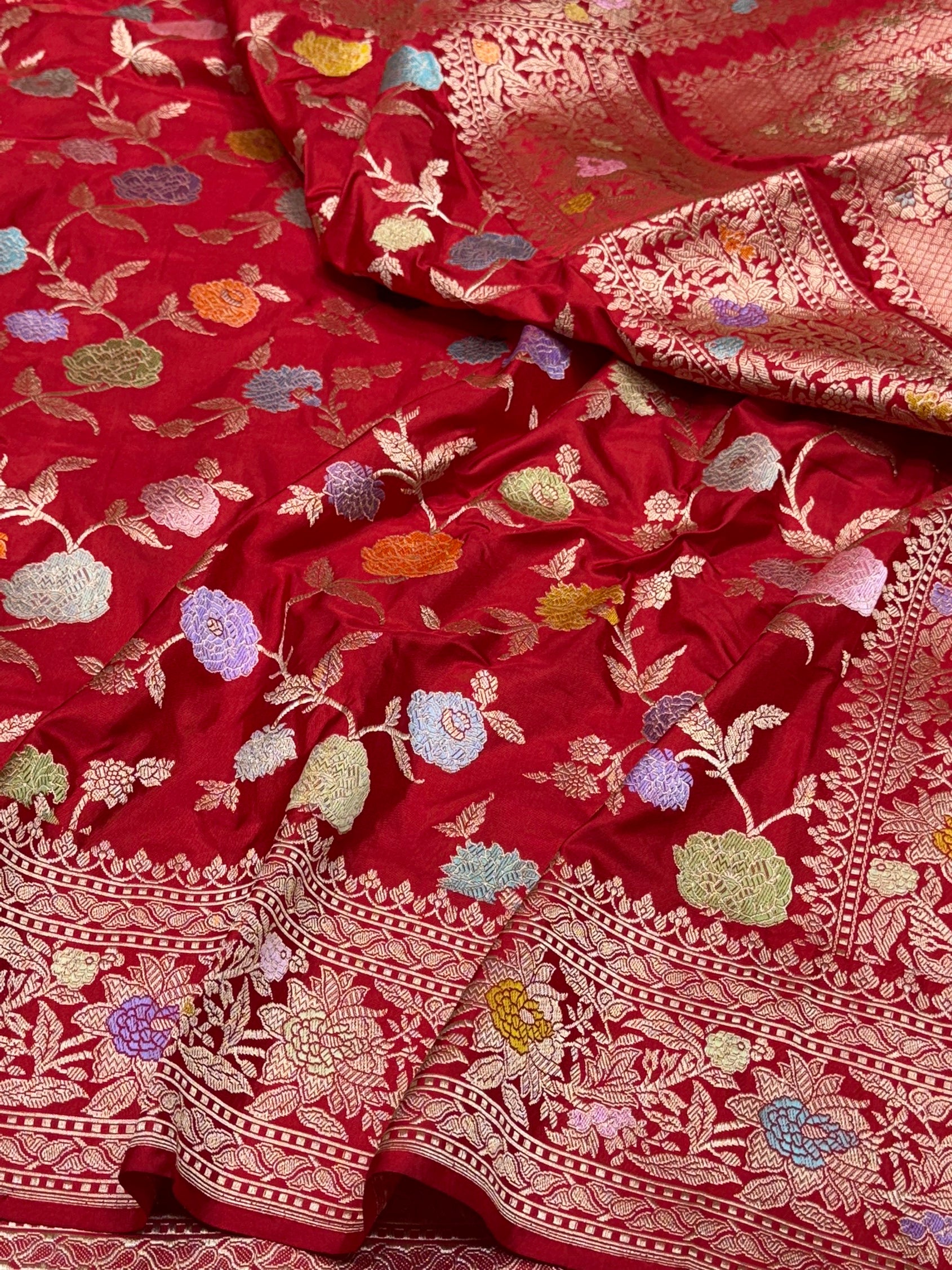 Red Handwoven Pure Banarasi Silk Saree in Kadwa Weave – Katan Mulberry Silk