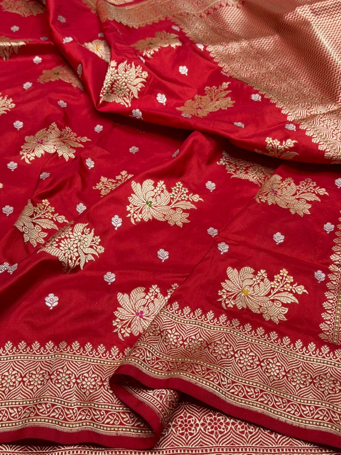 Red Handwoven Pure Banarasi Silk Saree | Kadwa Katan Mulberry Silk