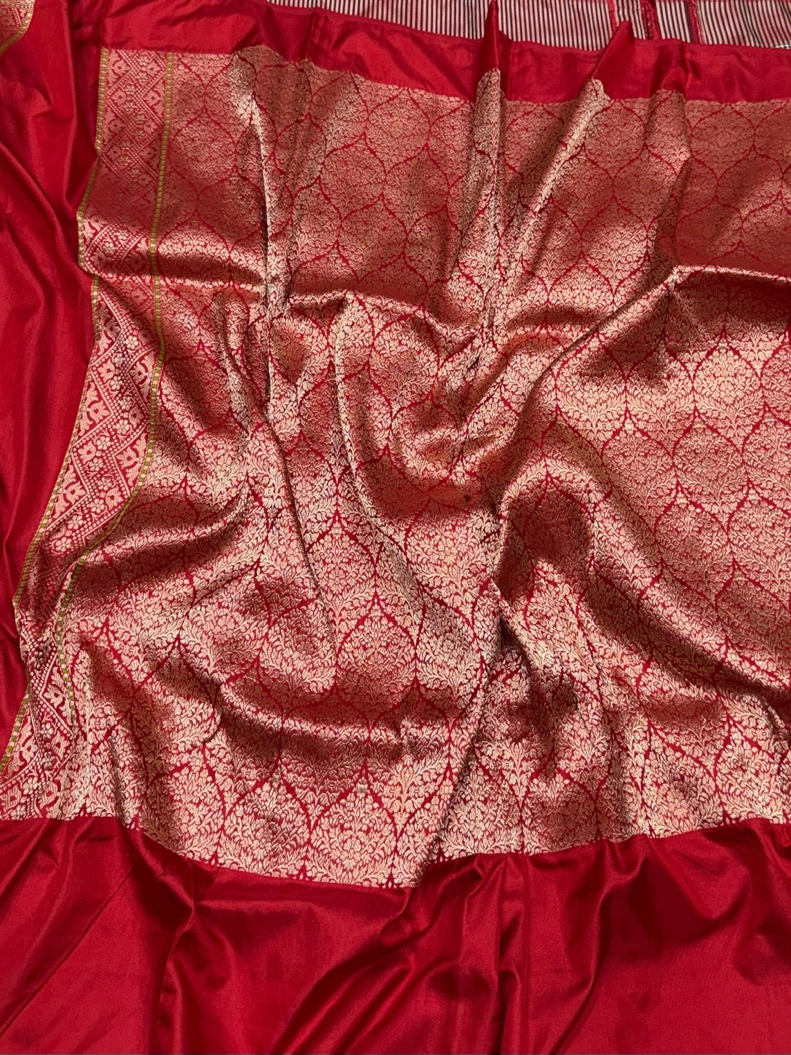 Black Handwoven Pure Banarasi Ektara Silk Saree – Kadwa Iktara Weave