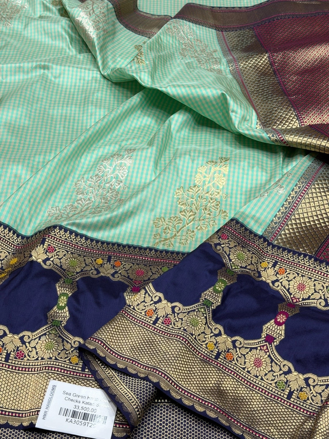 Sea Green Handwoven Pure Banarasi Silk Saree in Kadwa Weave | 100% Pure Katan Silk