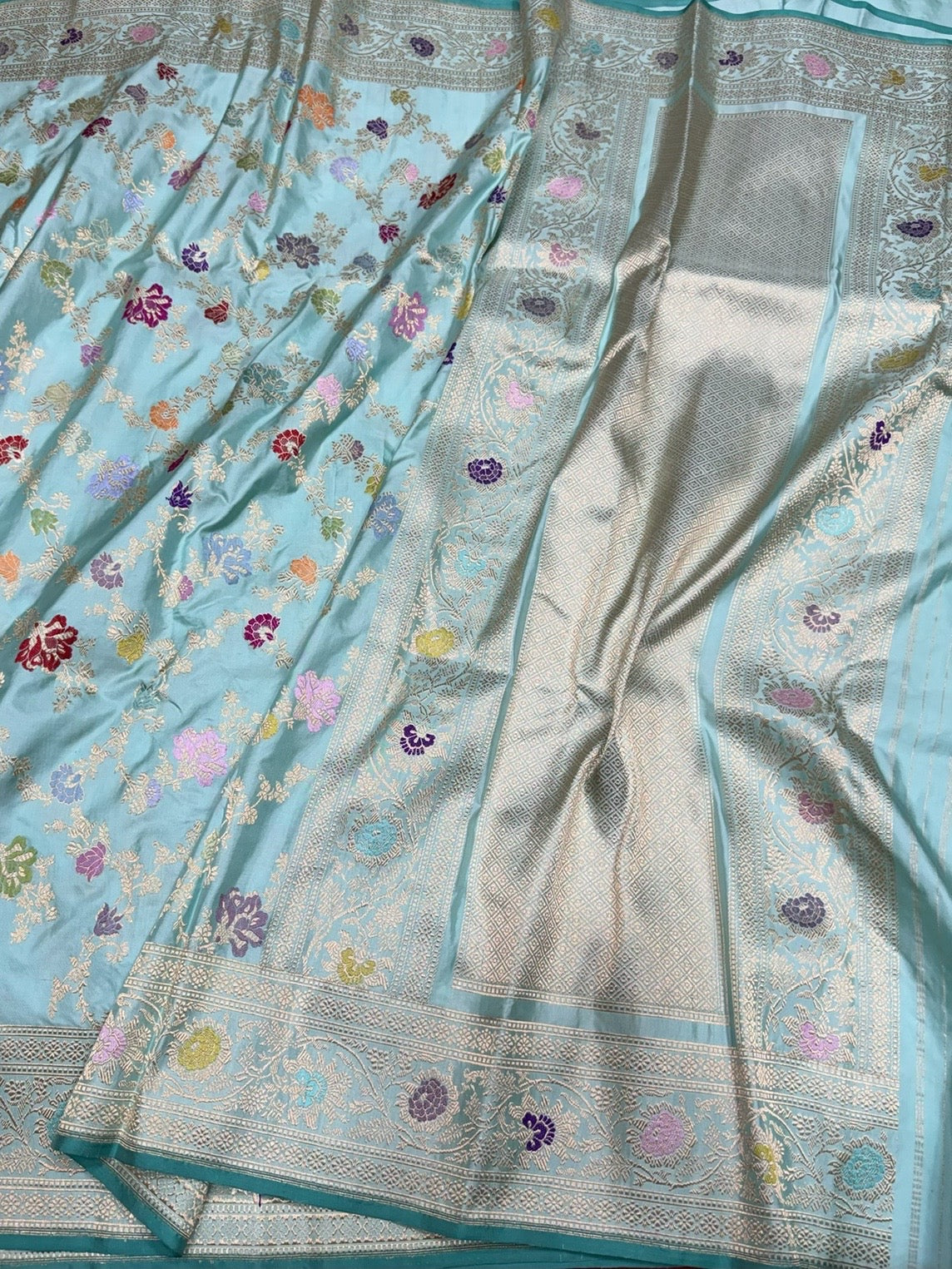 Sky Blue Handwoven Pure Banarasi Silk Saree