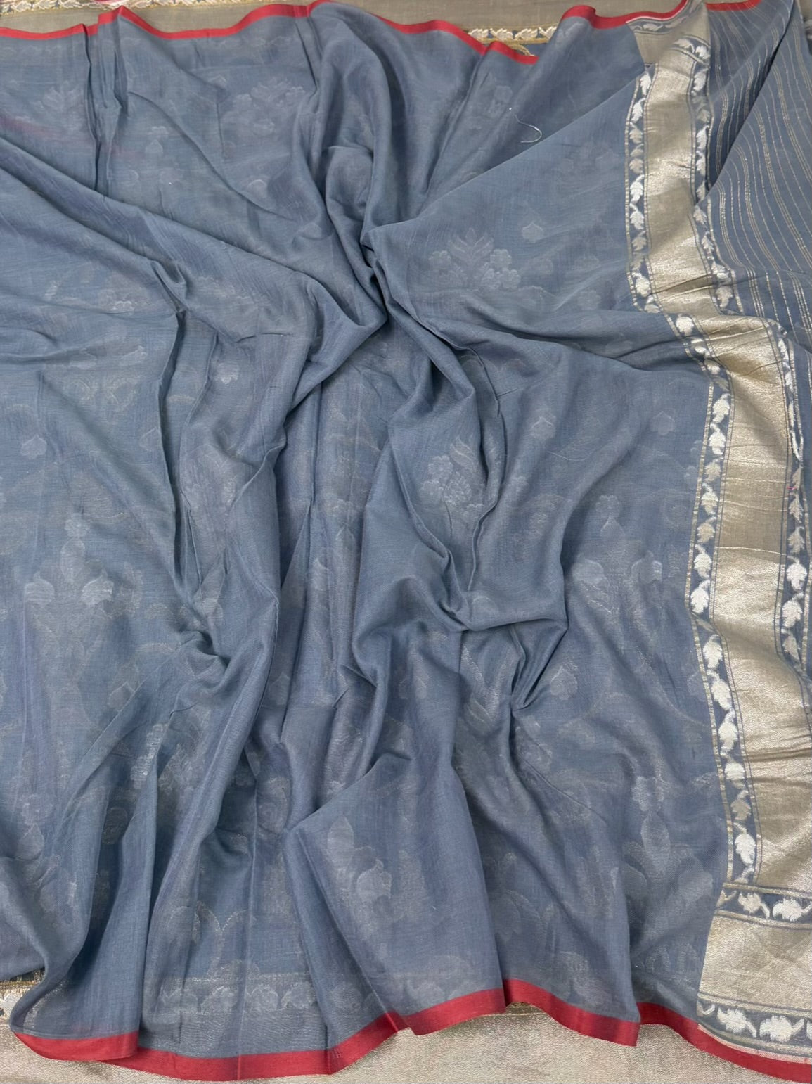 Grey Pure Muslin Cotton Jamdani Saree