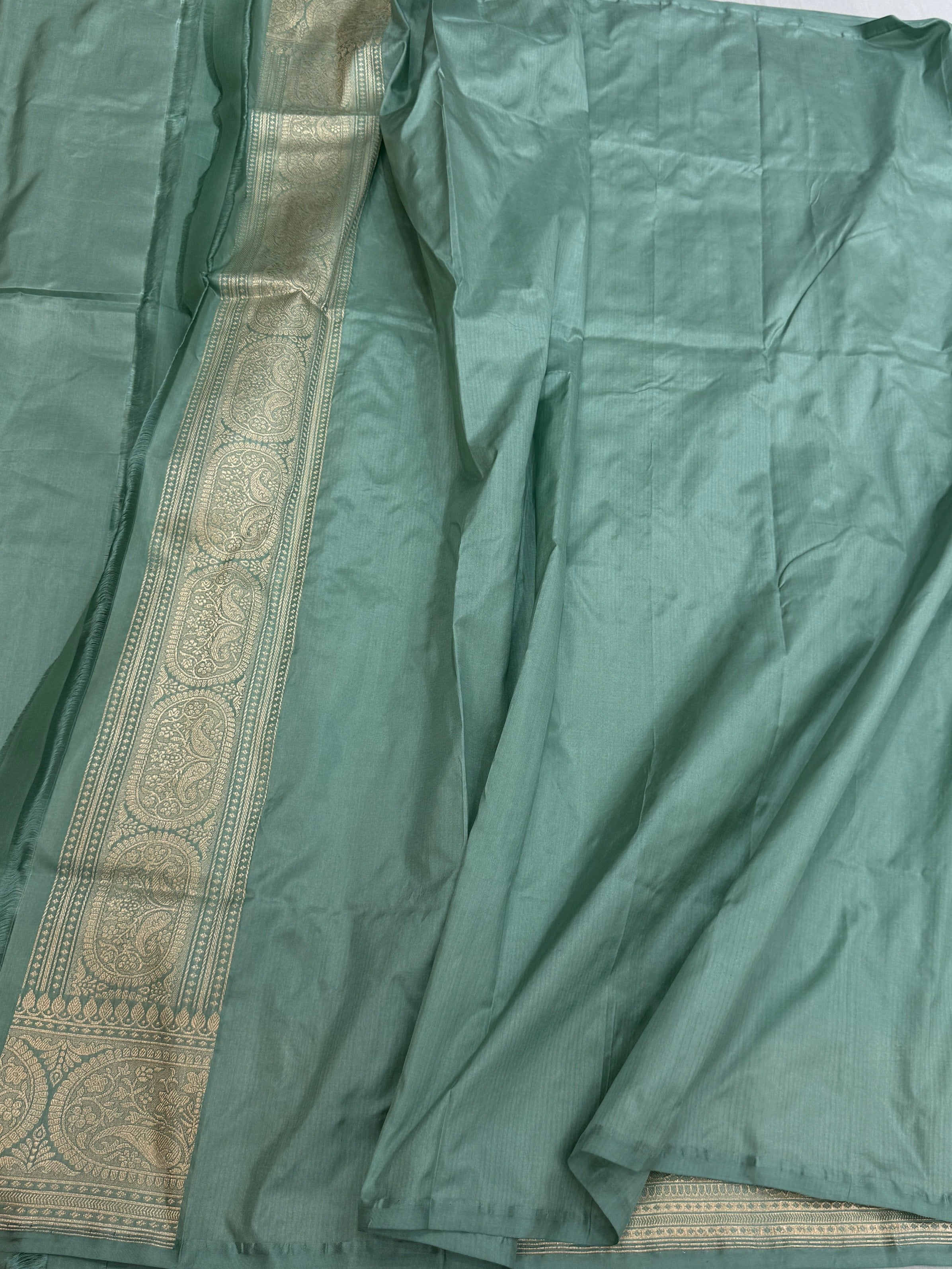 Sage Green Handwoven Pure Banarasi Silk Saree in Kadwa Weave | 100% Pure Katan Silk