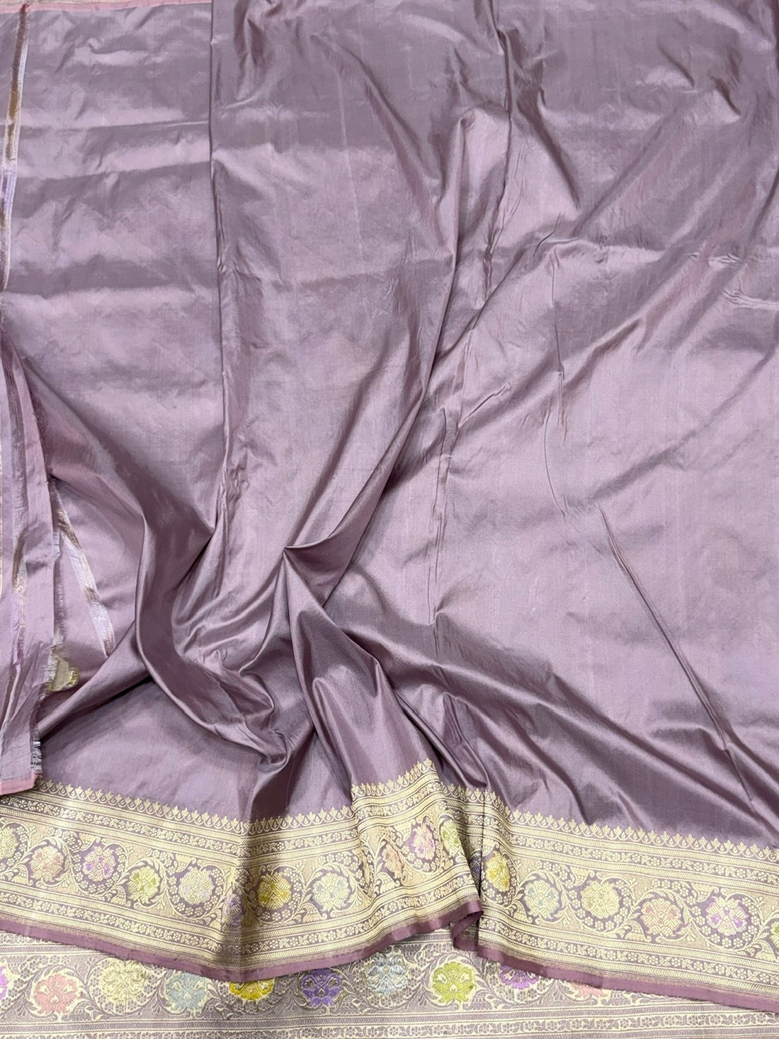 Mauve Handwoven Pure Banarasi Rangkaat Silk Saree – Pure Katan Silk