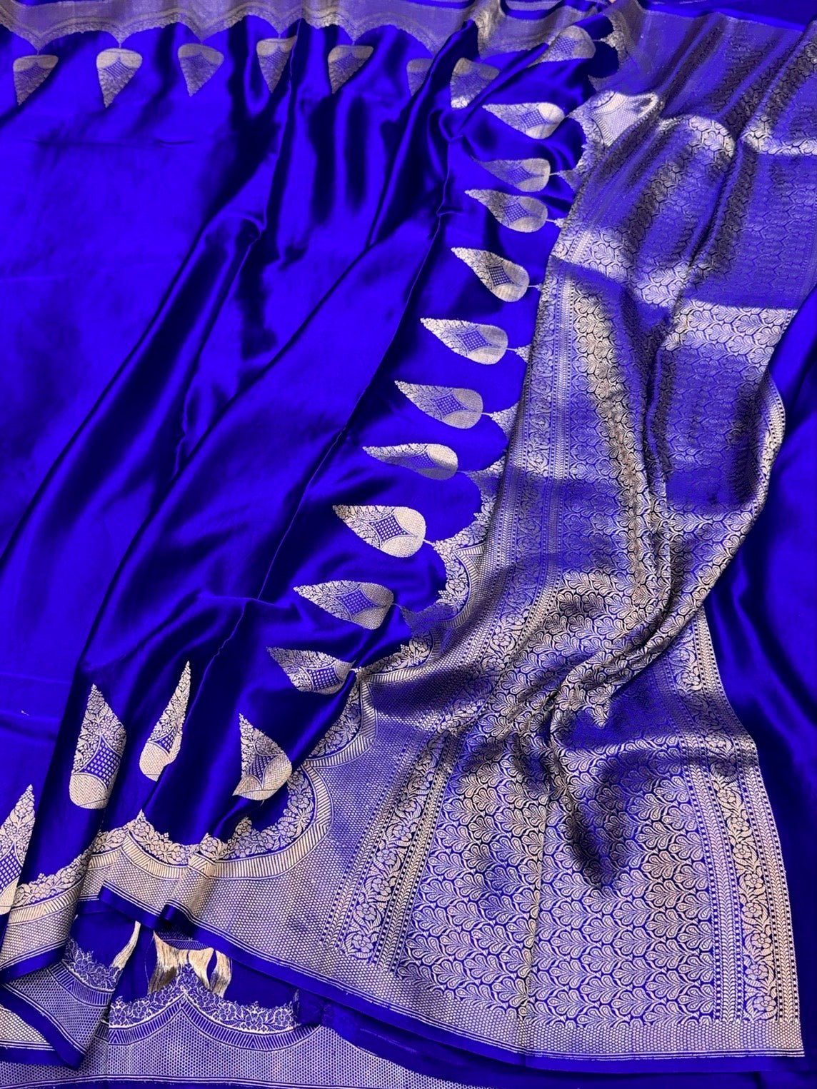 Royal Blue Handwoven Pure Mashru Banarasi Satin Silk Saree – Kadwa Weave | Authentic Banaras Handloom