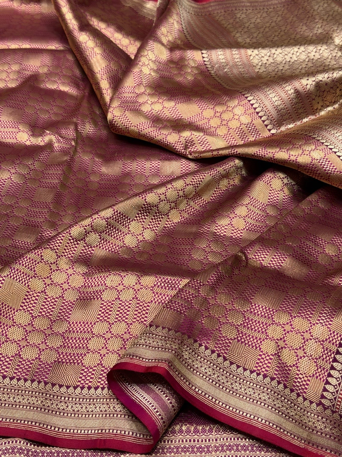 Magenta Handwoven Banarasi Satin Tanchoi Brocade Saree