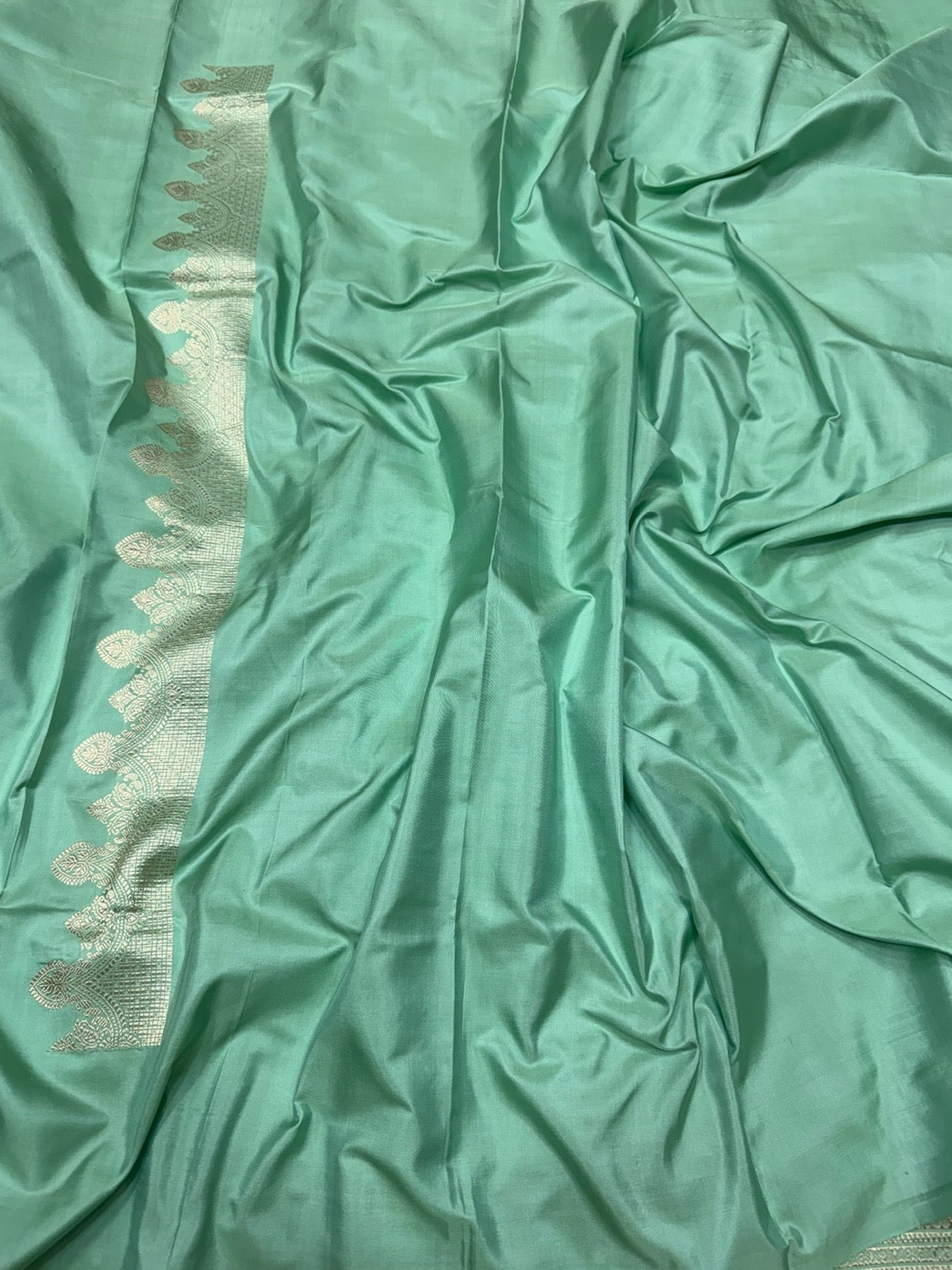 Sea Green Handwoven Pure Banarasi Silk Saree