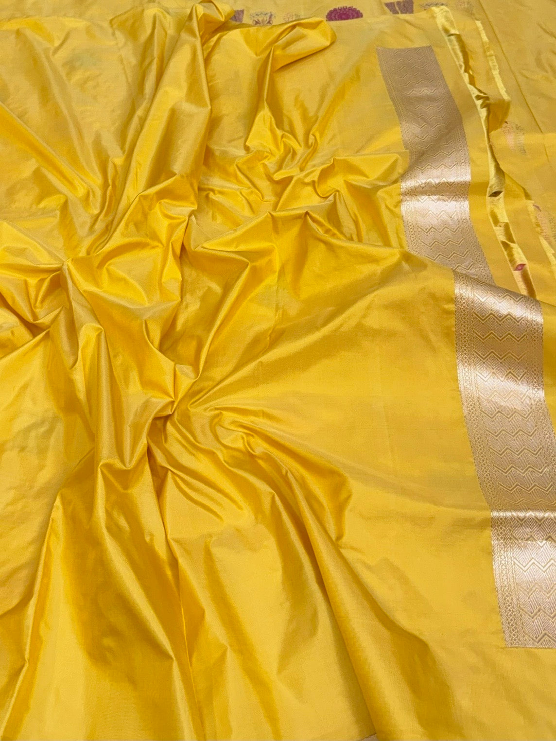 Yellow Handwoven Pure Banarasi Silk Saree in Kadwa Weave
