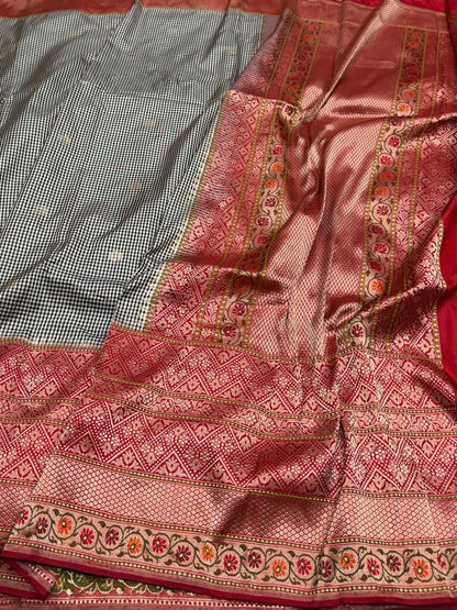 Black Handwoven Pure Banarasi Ektara Silk Saree – Kadwa Iktara Weave