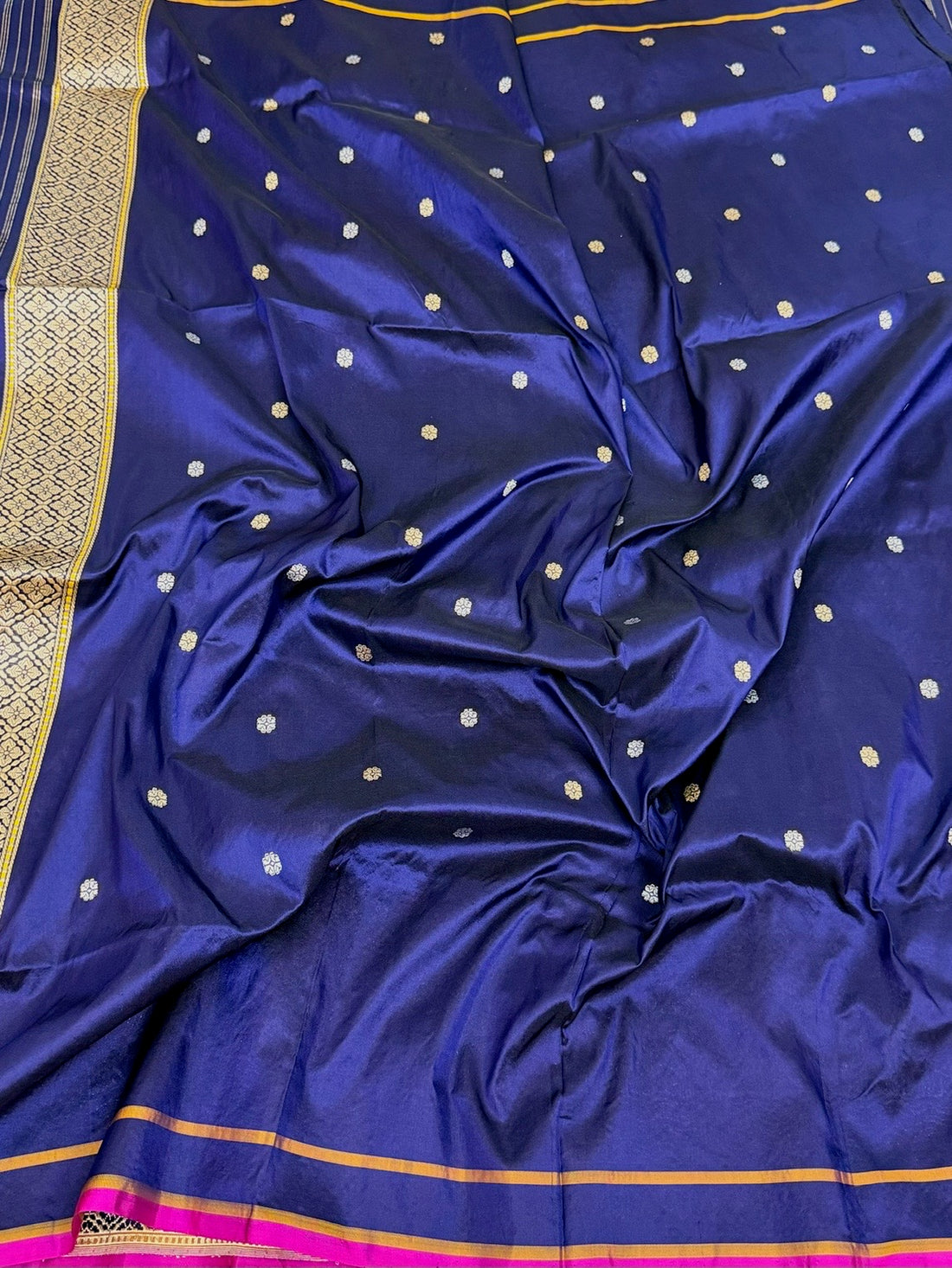 Neavy Blue Handwoven Pure Banarasi Katan Silk Saree