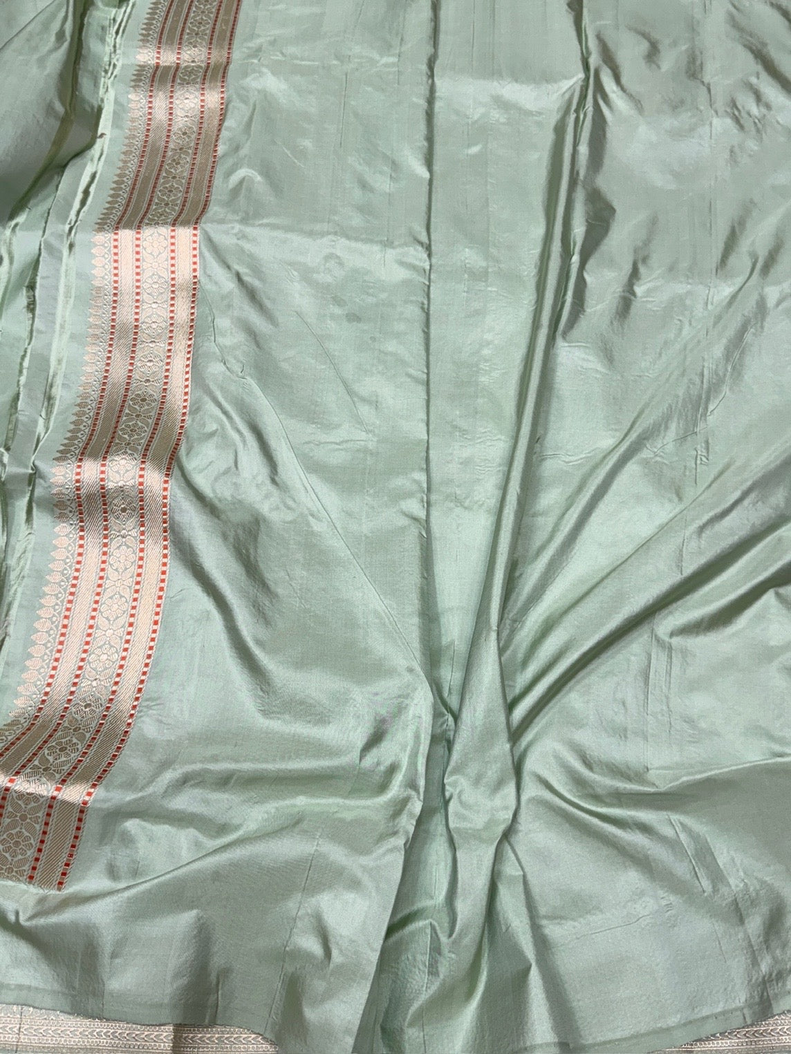Pista Green Handwoven Pure Banarasi Silk Saree
