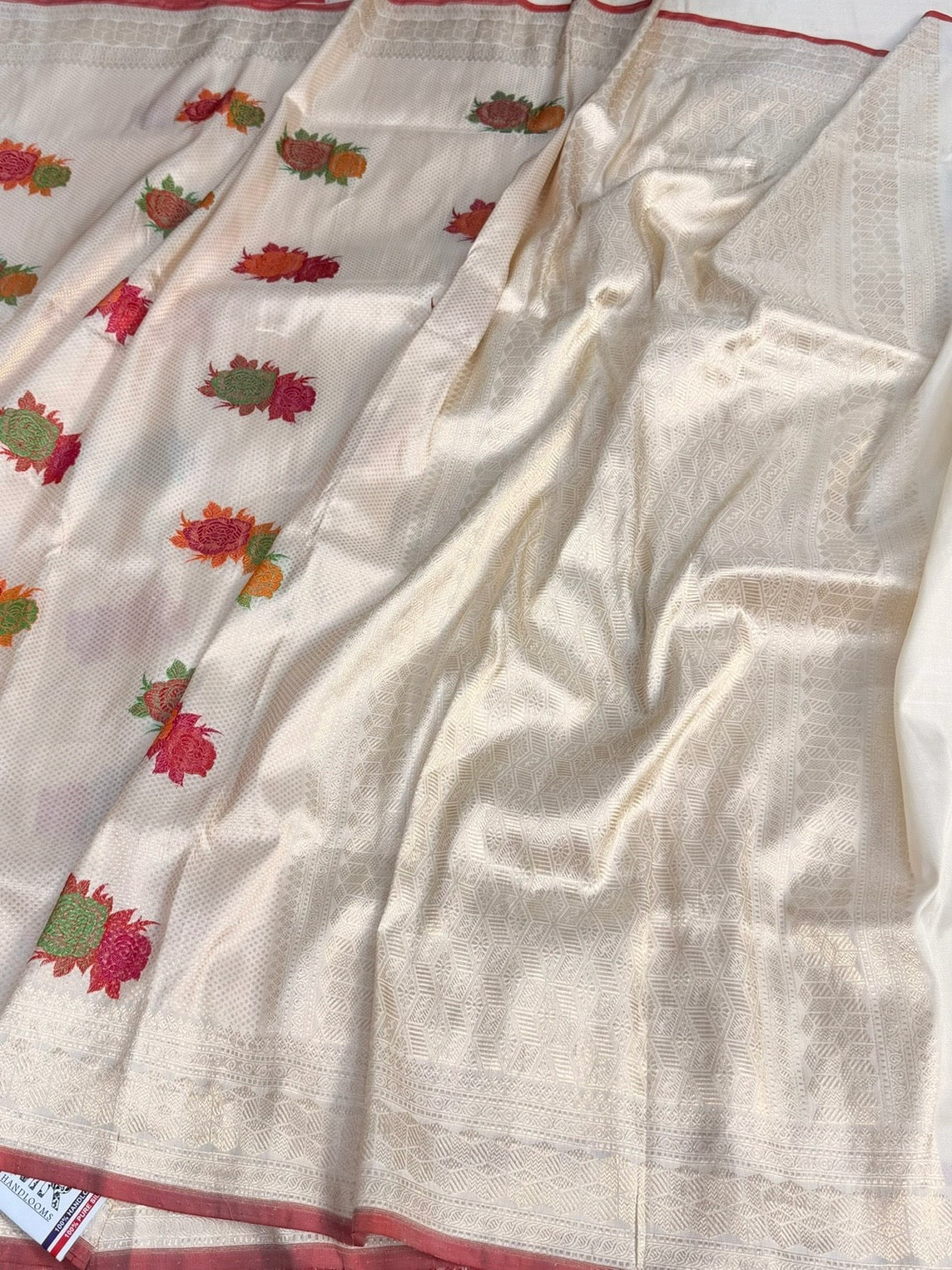 Ivory Handwoven Pure Banarasi Brocade Silk Saree