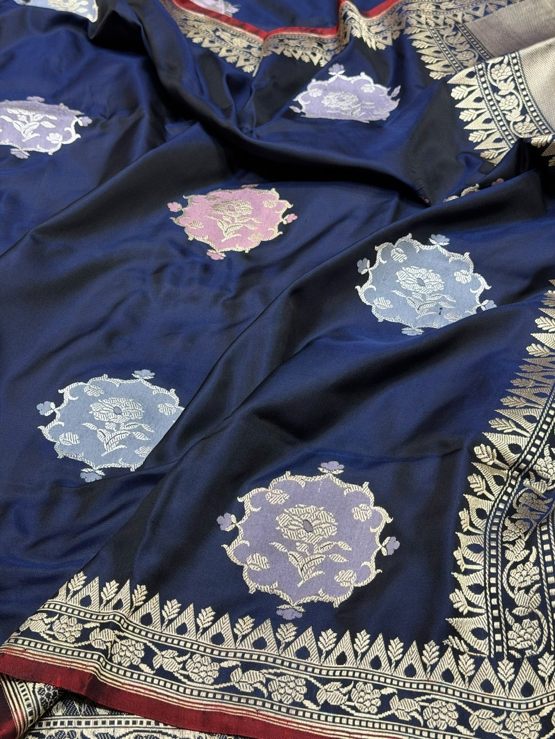 Navy Blue Handwoven Pure Banarasi Ektara Silk Saree – Luxury Kadwa Weave