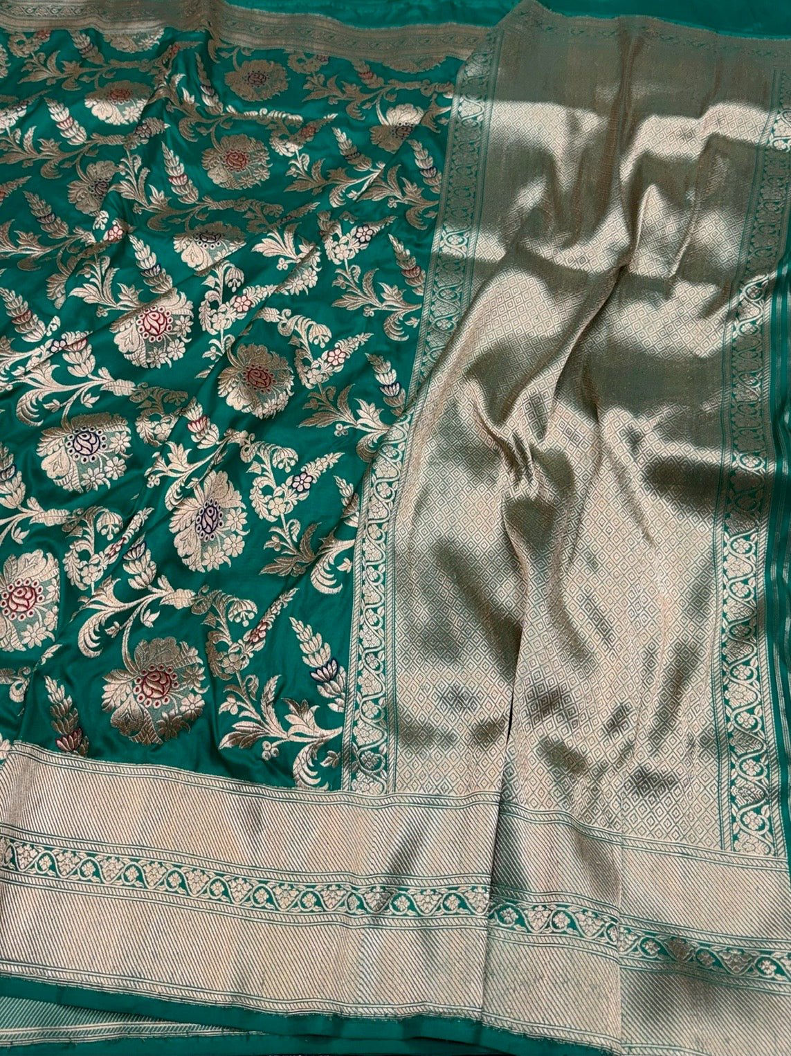 Sea Green Handwoven Pure Banarasi Silk Saree