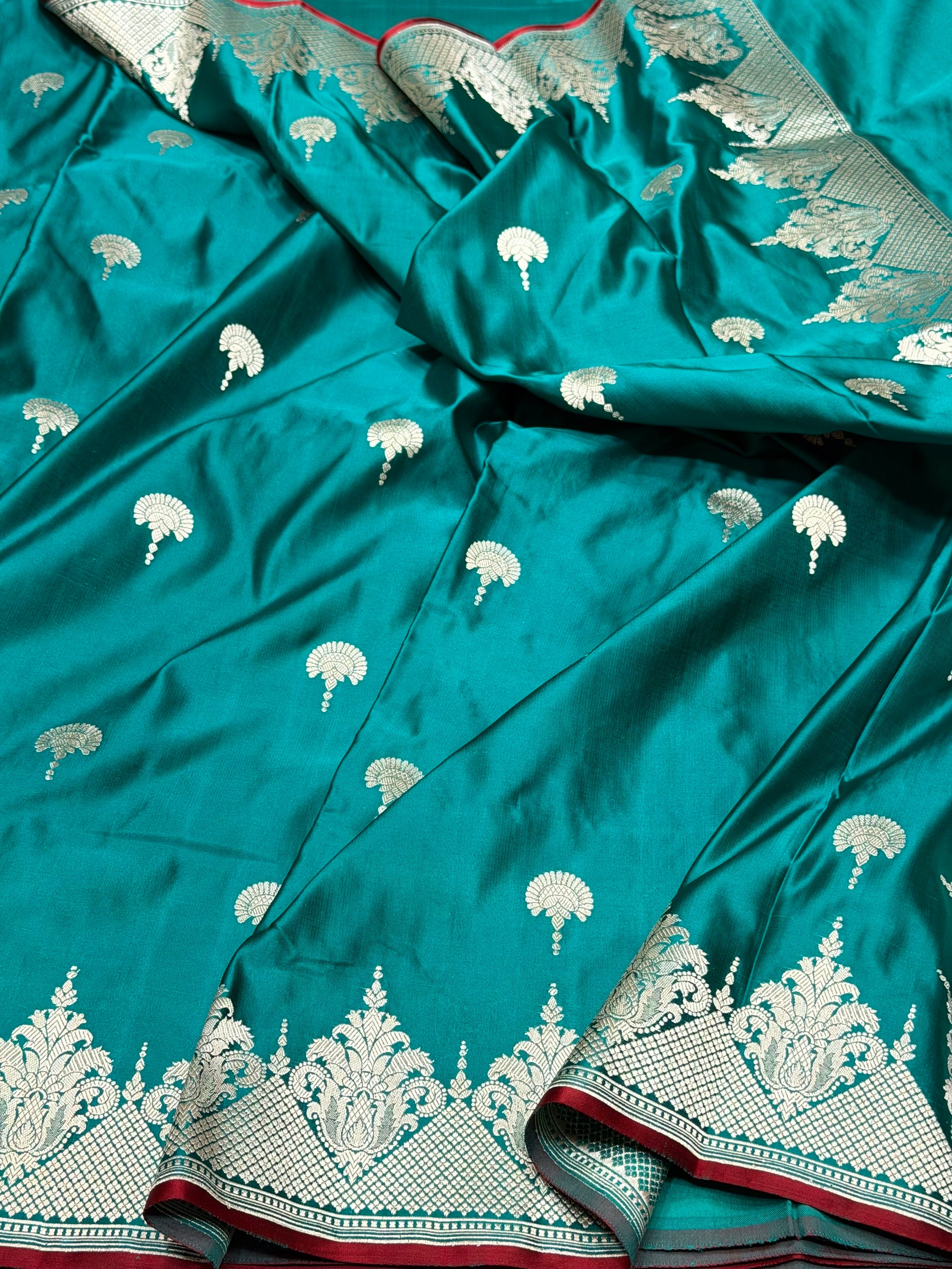 Teal Green Handwoven Pure Mashru Banarasi Satin Silk Saree – Kadwa Weave | Authentic Banaras Handloom