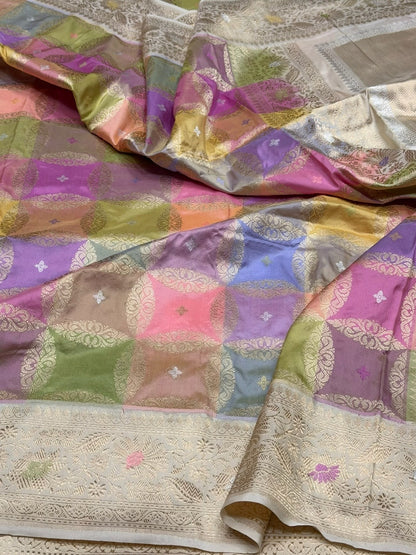 Ivory Handwoven Pure Banarasi Rangkaat Silk Saree – Pure Katan Silk