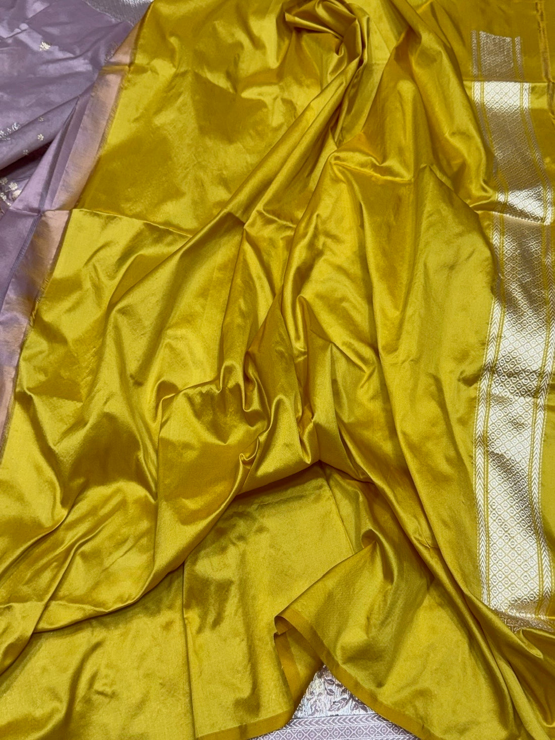 Handwoven Pure Banarasi Silk Saree – Kadwa Weave in 100% Katan Mulberry Silk