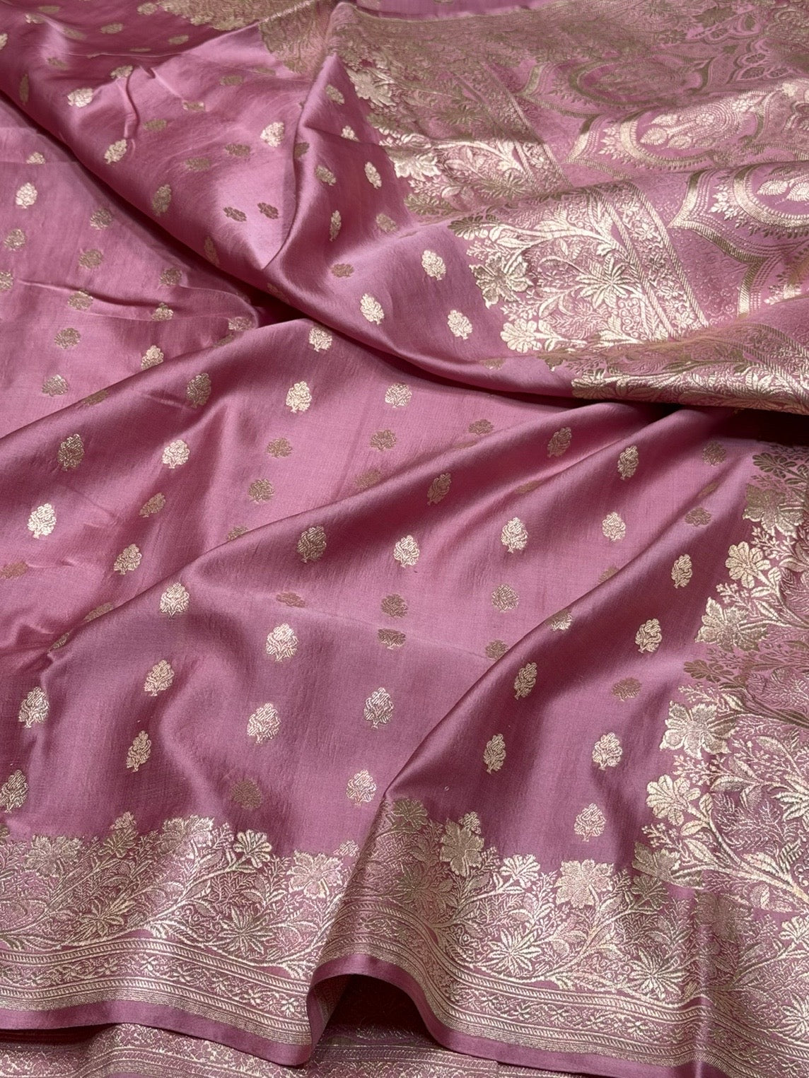 Baby Pink Handwoven Vintage Pure Banarasi Satin Silk Saree