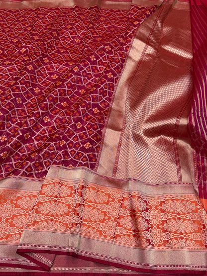 Red Handwoven Pure Banarasi Organza Silk Saree in Kadwa Weave | 100% Pure Kora Silk