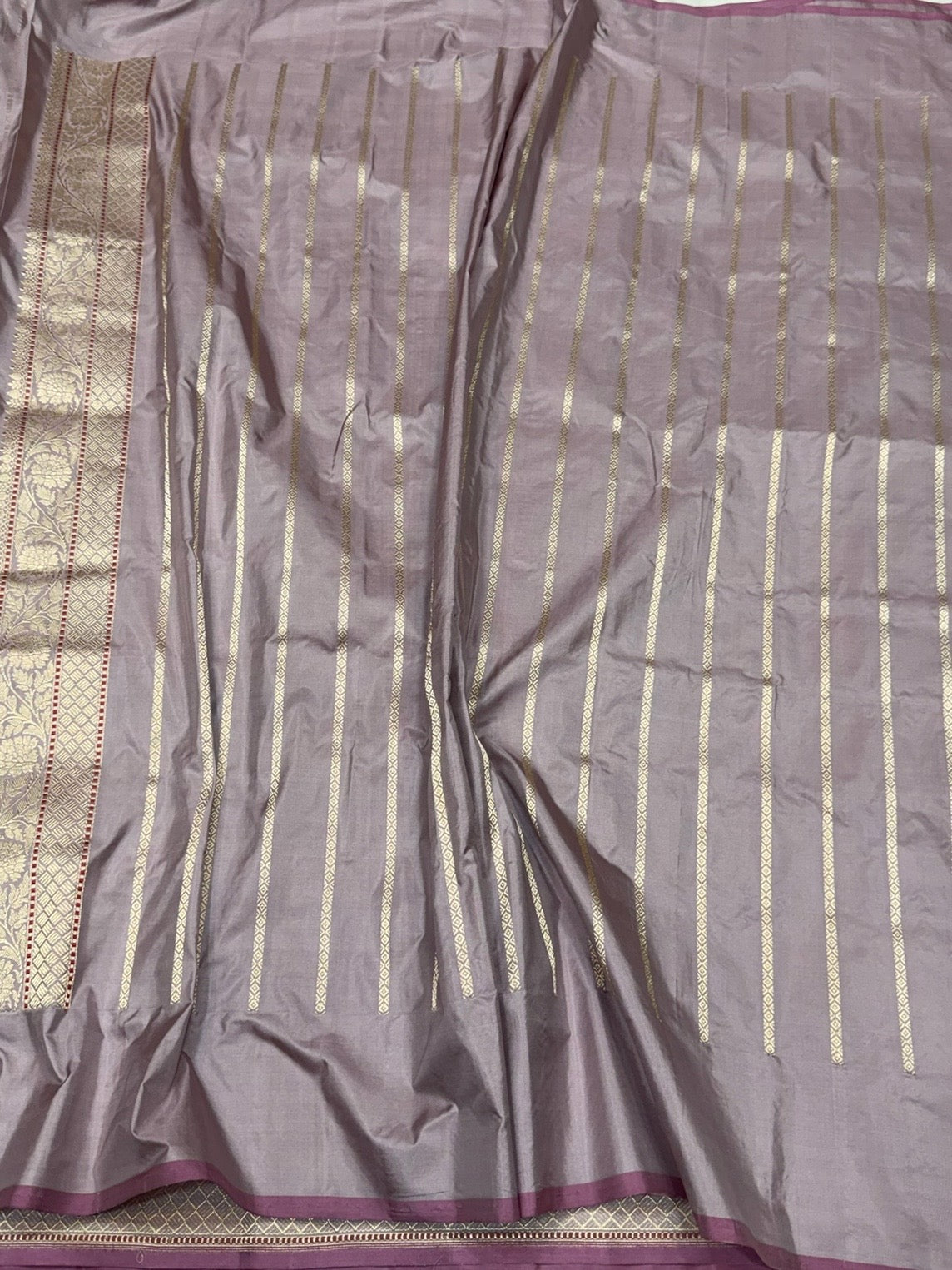 Mauve Handwoven Pure Banarasi Silk Saree